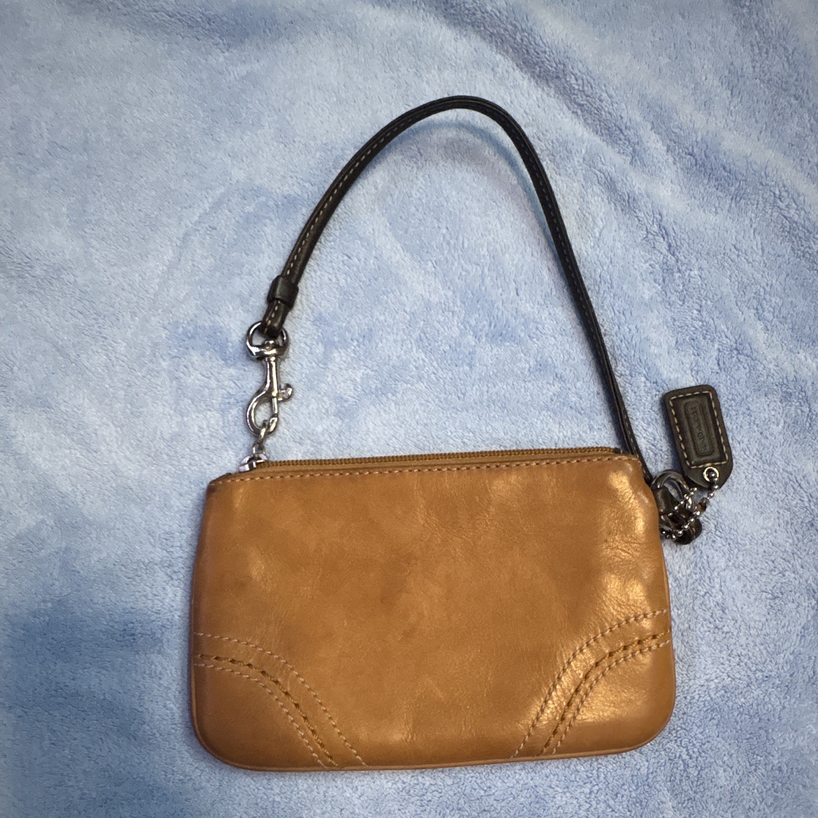 Coach Women’s Solid Tan Zip Wristlet Pouch w/ Brown Wrist Strap Silver HW