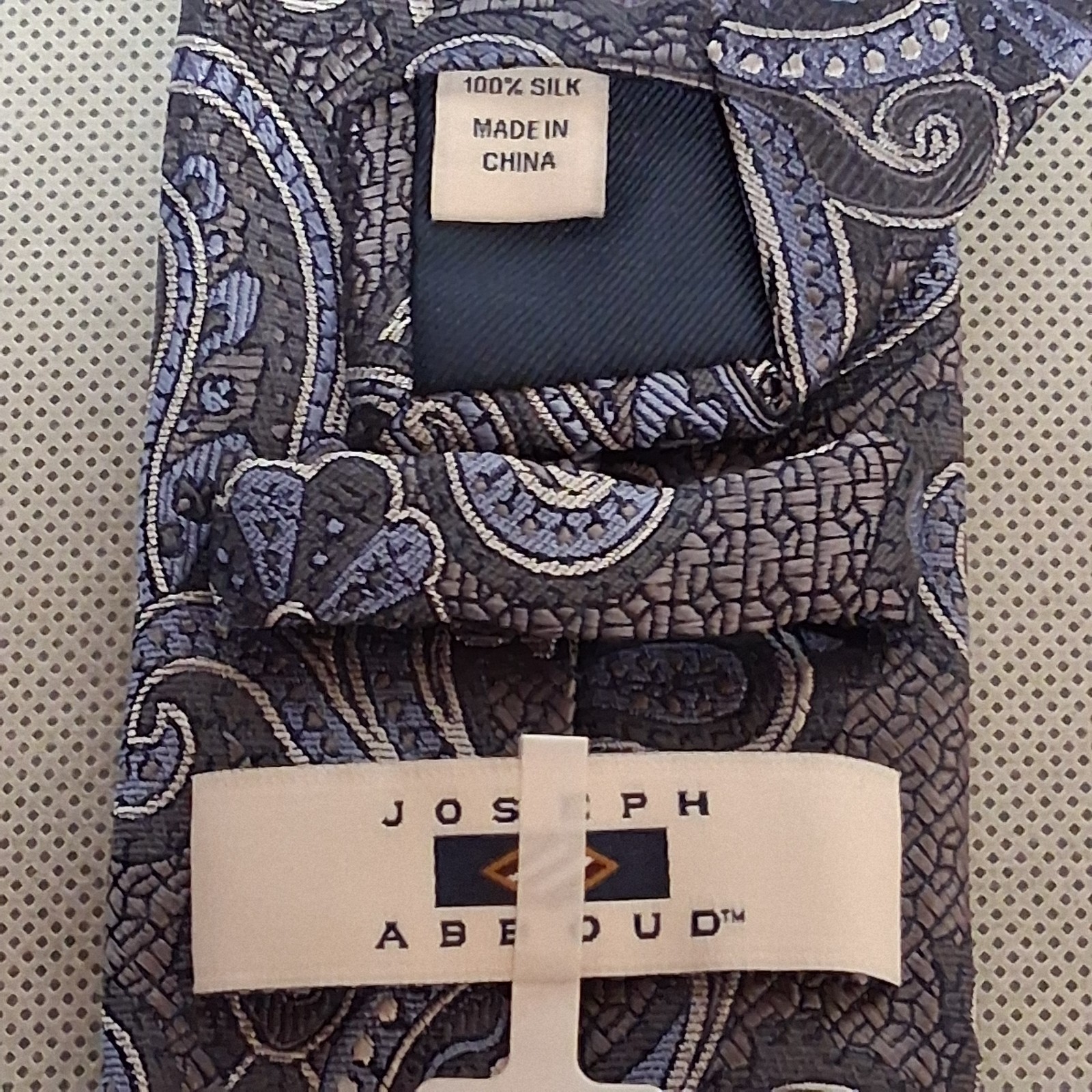 Joseph Abboud Silk Necktie Gray Blue Paisley 58″ x 3 1/8″ New With Tags $79.50
