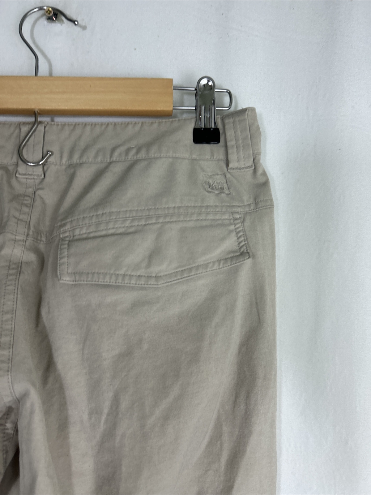 Rei Womens 4 Petite Beige Cargo Pants Upf 50+ 31×28 Cotton Blend