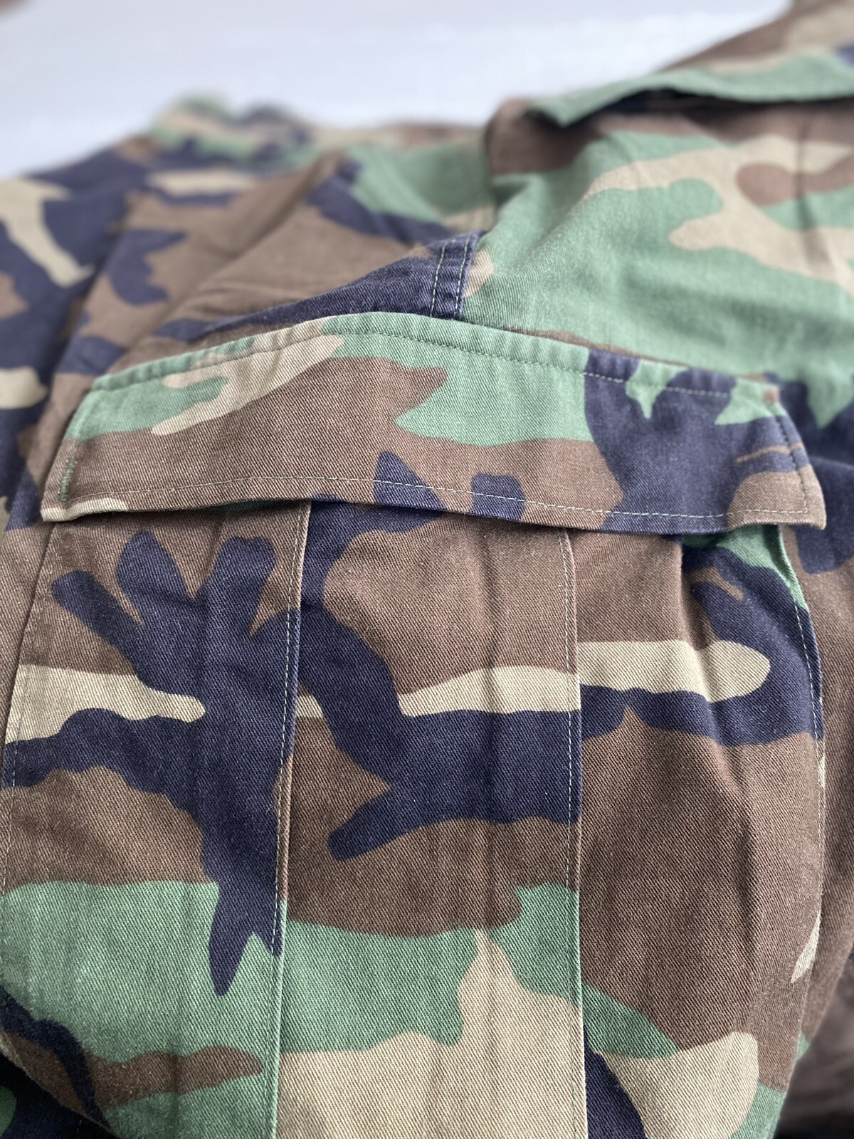 military cargo camo pants mans M heavy weight ,long 42 1/2 in, rise 12 in