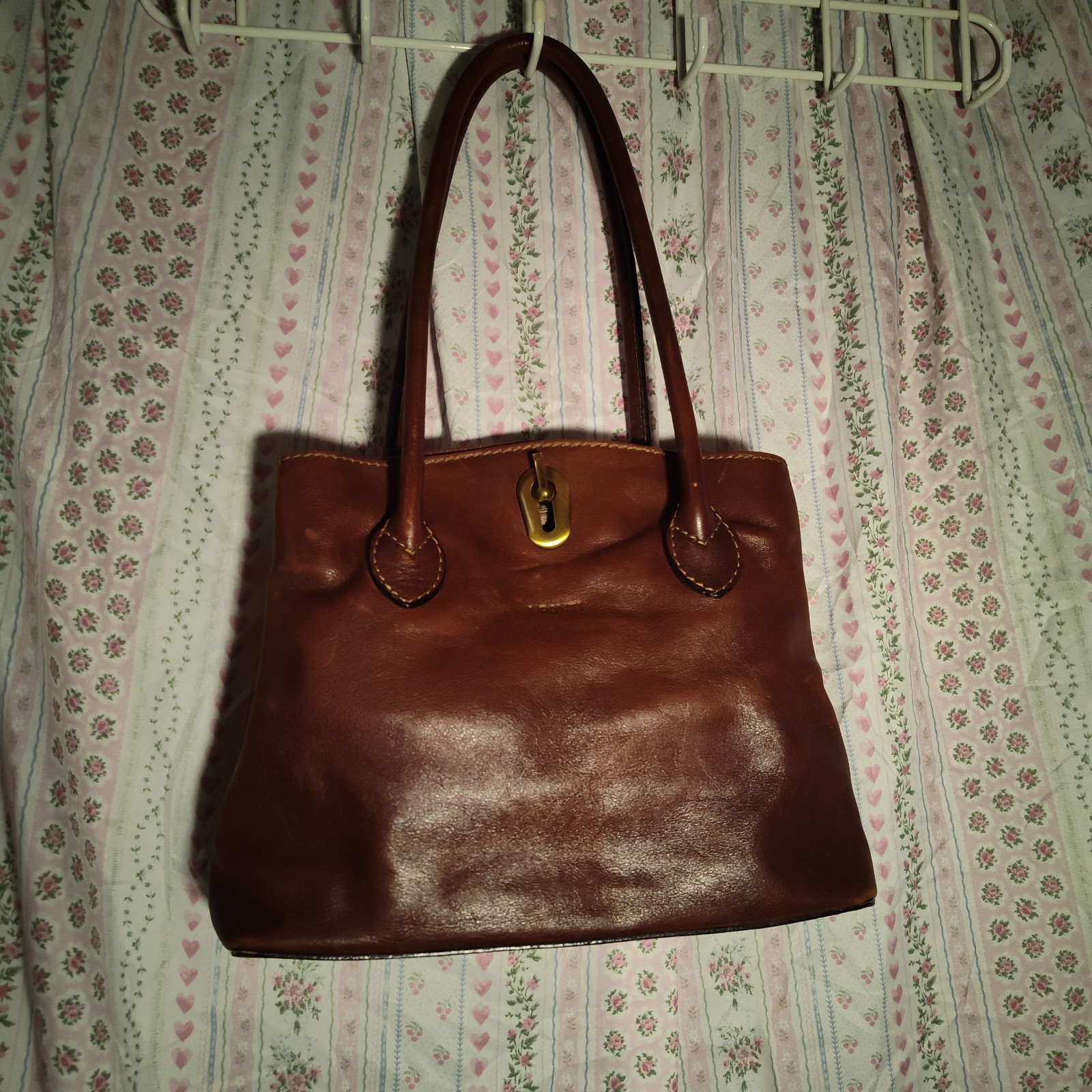 I PONTI Italian Genuine Leather Purse With Clasp