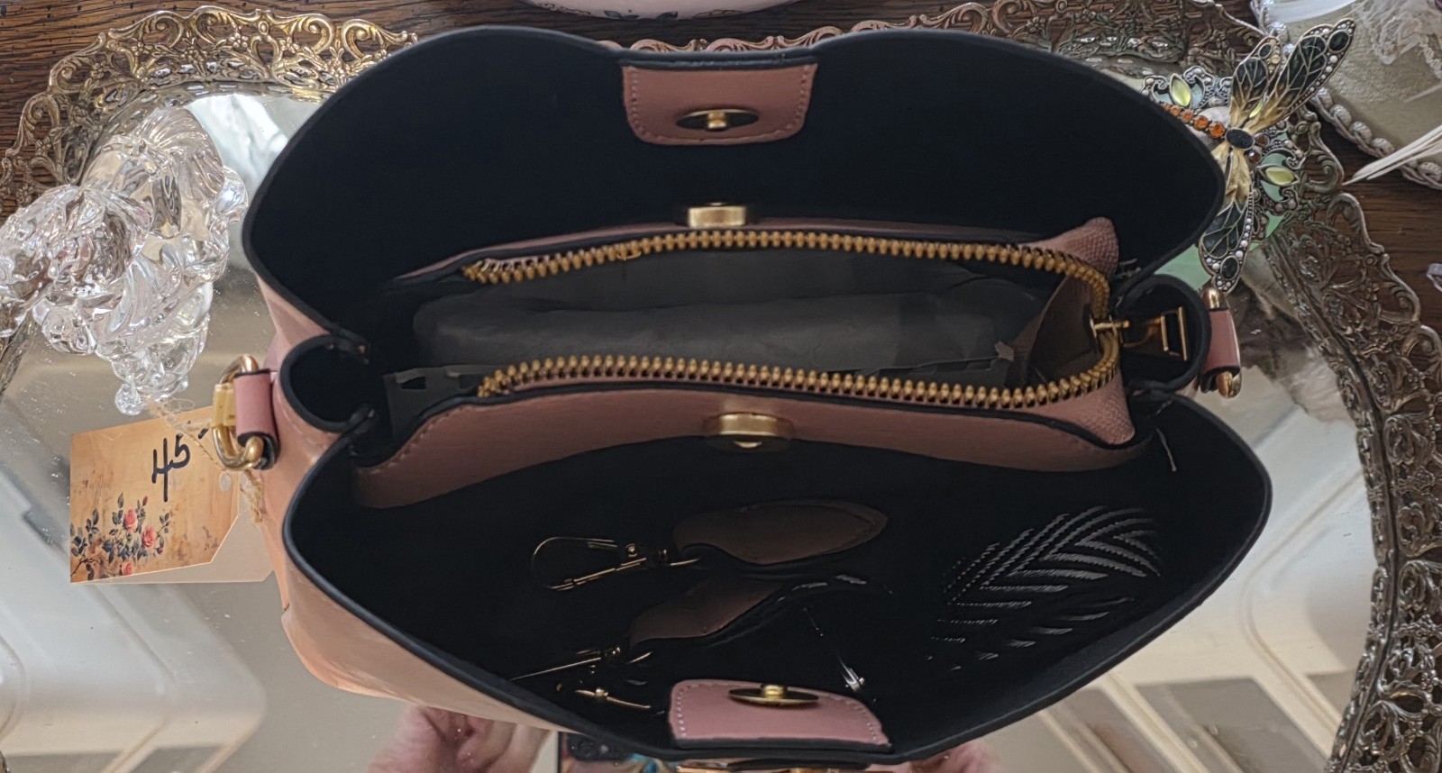 Women’s Pink Handbag Butterfly Tag Crossbody Zip & Magnetic Closure Hi End NWT