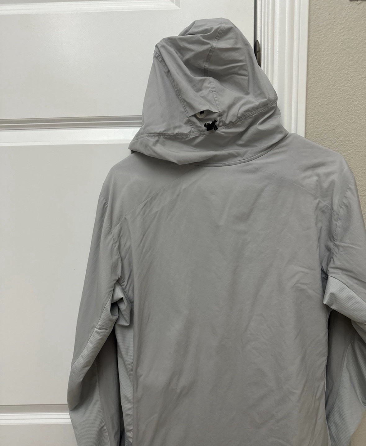 Arc’teryx Atom SL hoody Hooded Full Zip Jacket Logo Nylon “Solitude”