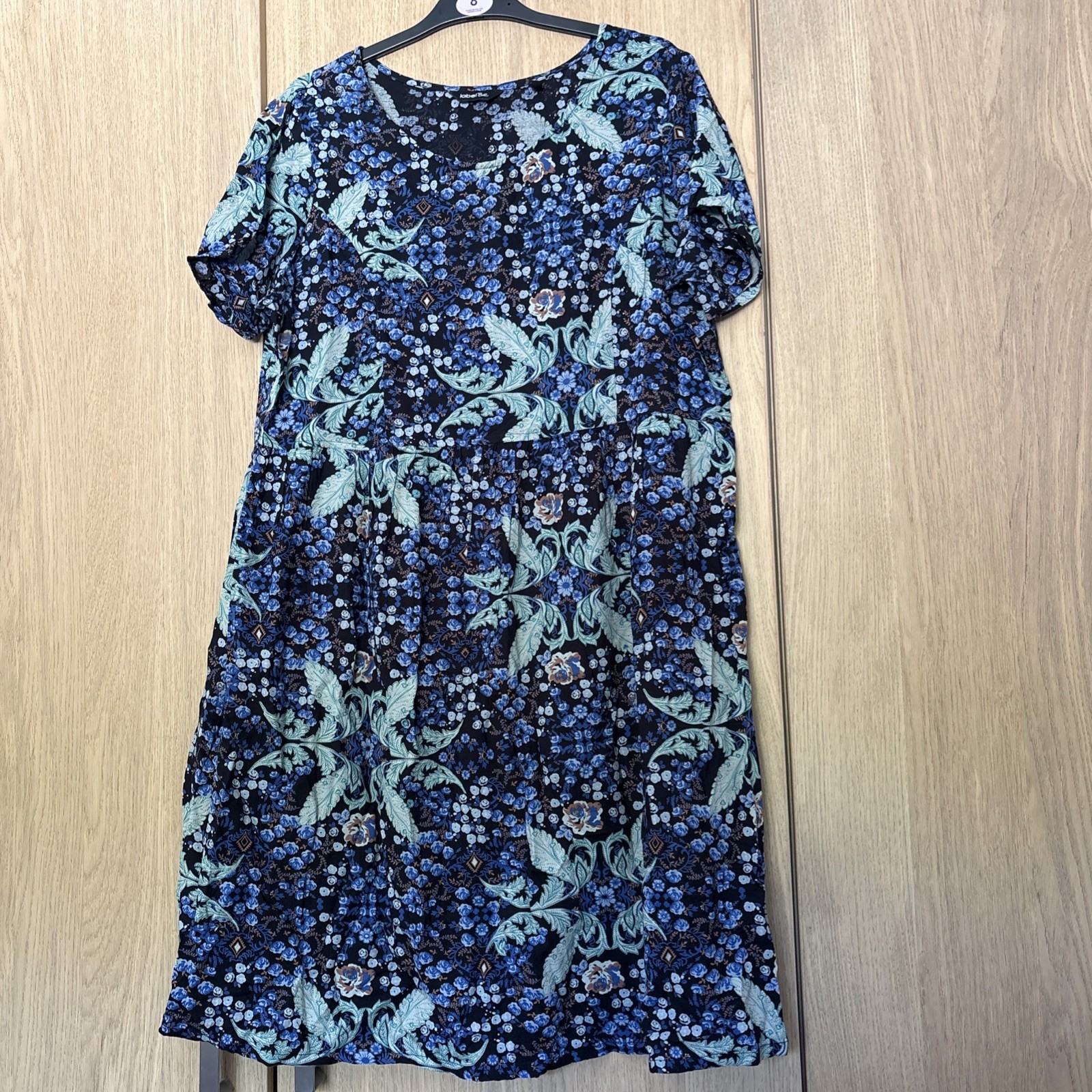 Beautiful Dress – SimplyBe LabelBe – Size 18 – in fantastic condition!