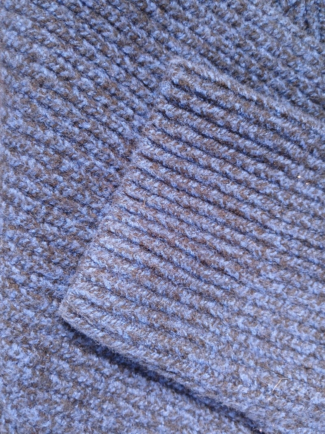 Abercrombie & Fitch Womens XL Tall Blue Marbled Chunky Knit Sweater Soft