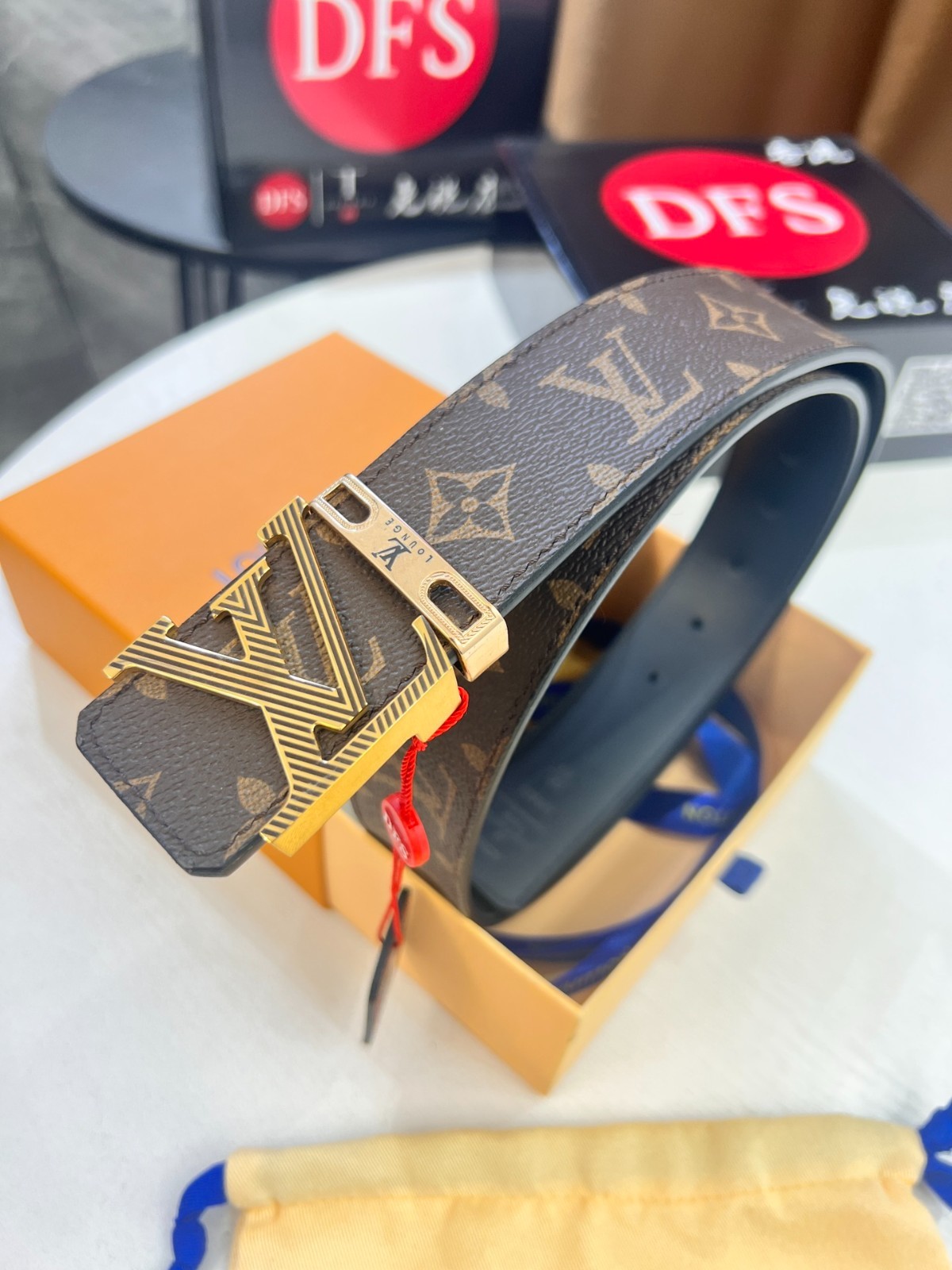 Louis Monogram belt