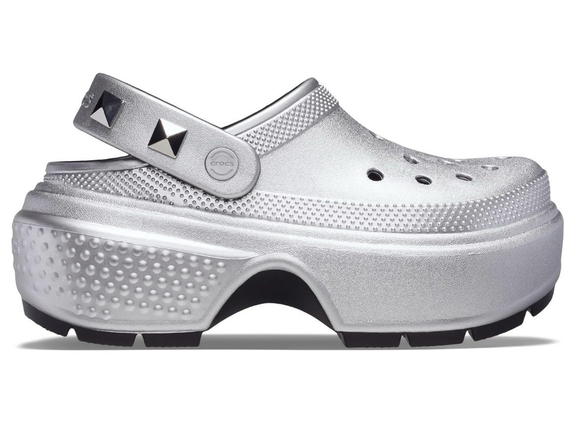 Crocs Stomp Metallic Silver Studded Clogs NWT Unisex W4 M2 RARE!