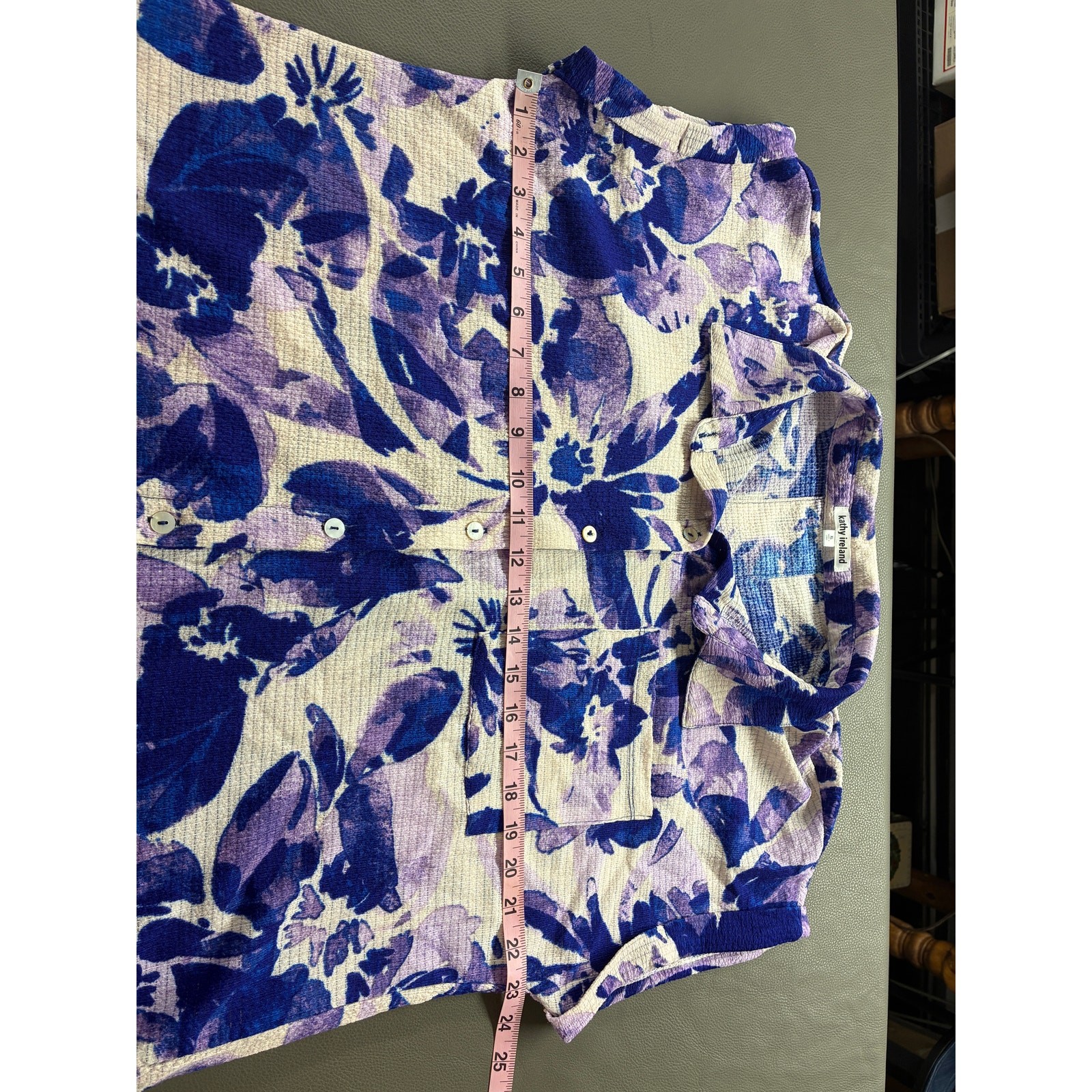 Kathy Ireland Indigo Floral Textured Button Front Blouse Women’s XL Short Sleeve