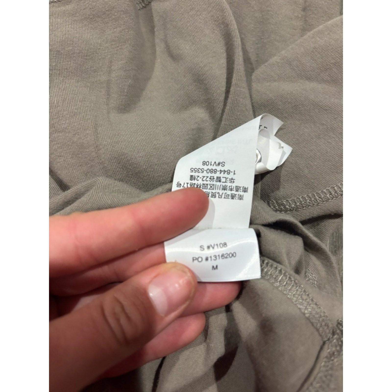 Vuori Long-Sleeve Ever Henley In Walnut Size Medium