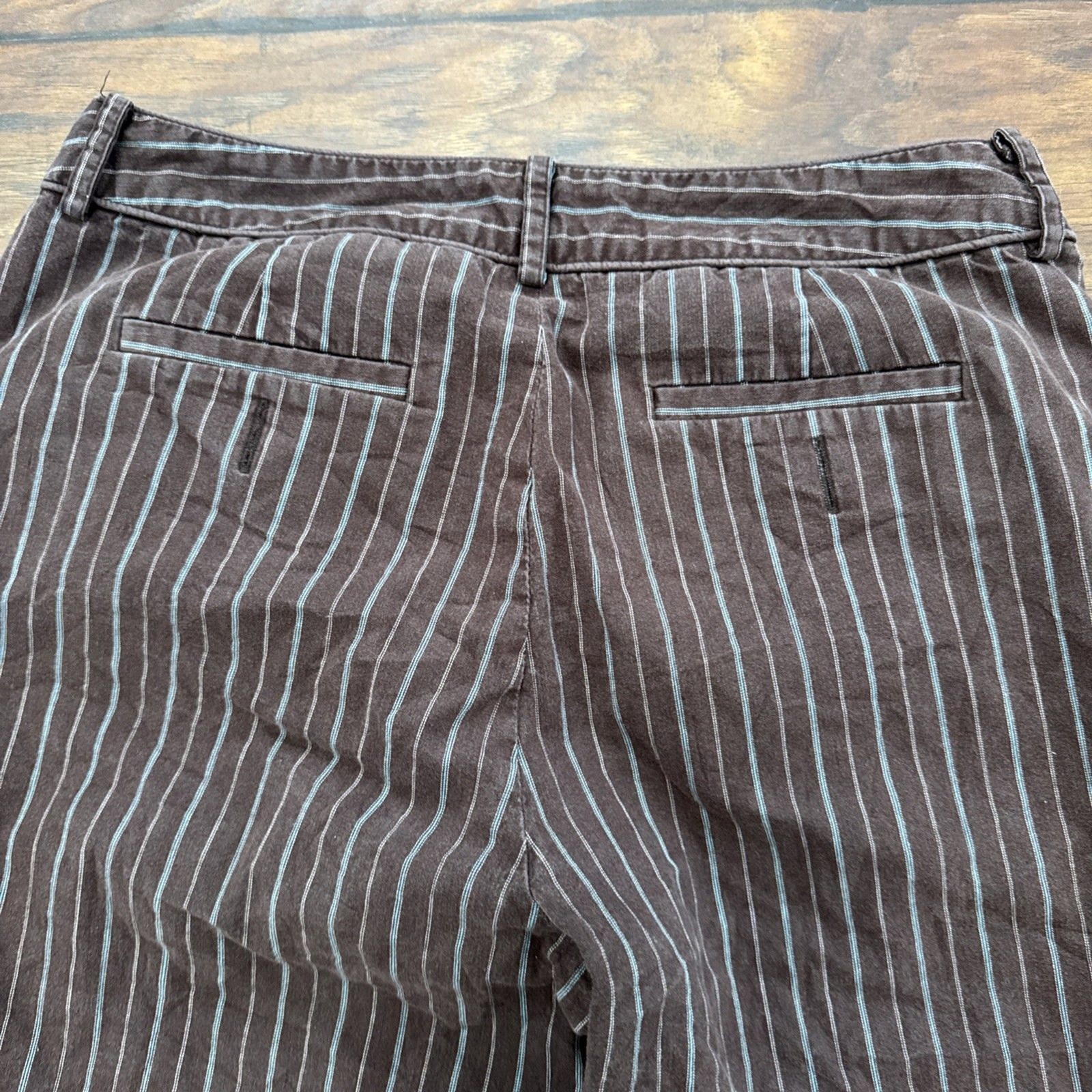 Talbots Women Pants 10 Petites Blue Striped Cotton Blend Straight Leg Capri Fit