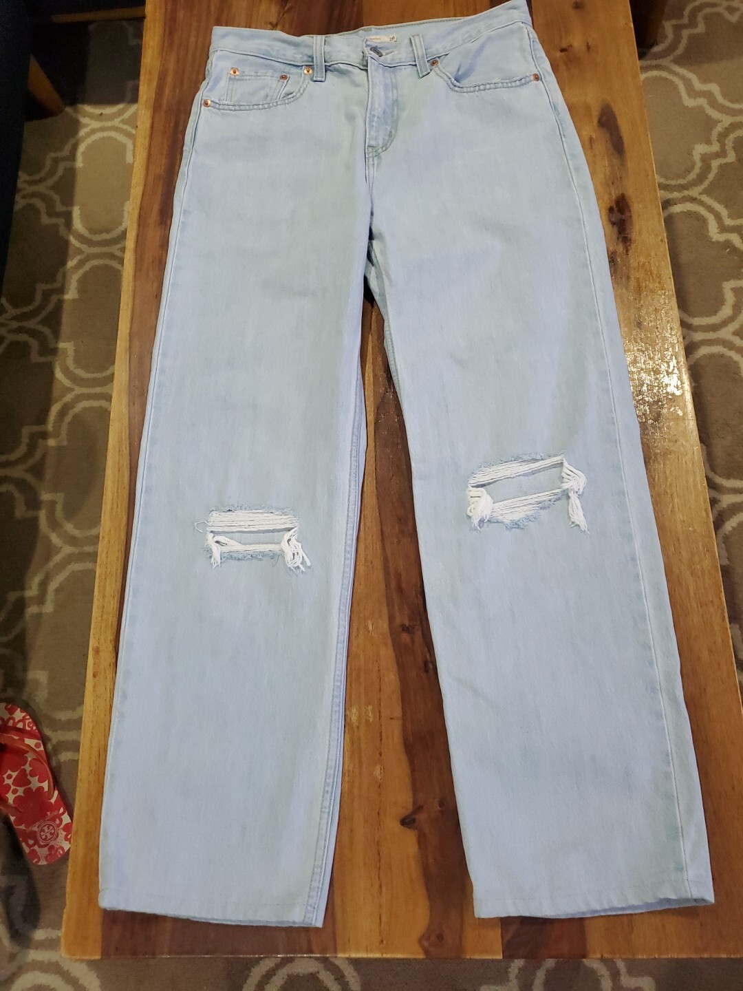 Levi’s Low Pro Straight Jeans Women’s 28 Actual 30×28 Distressed Light Wash…