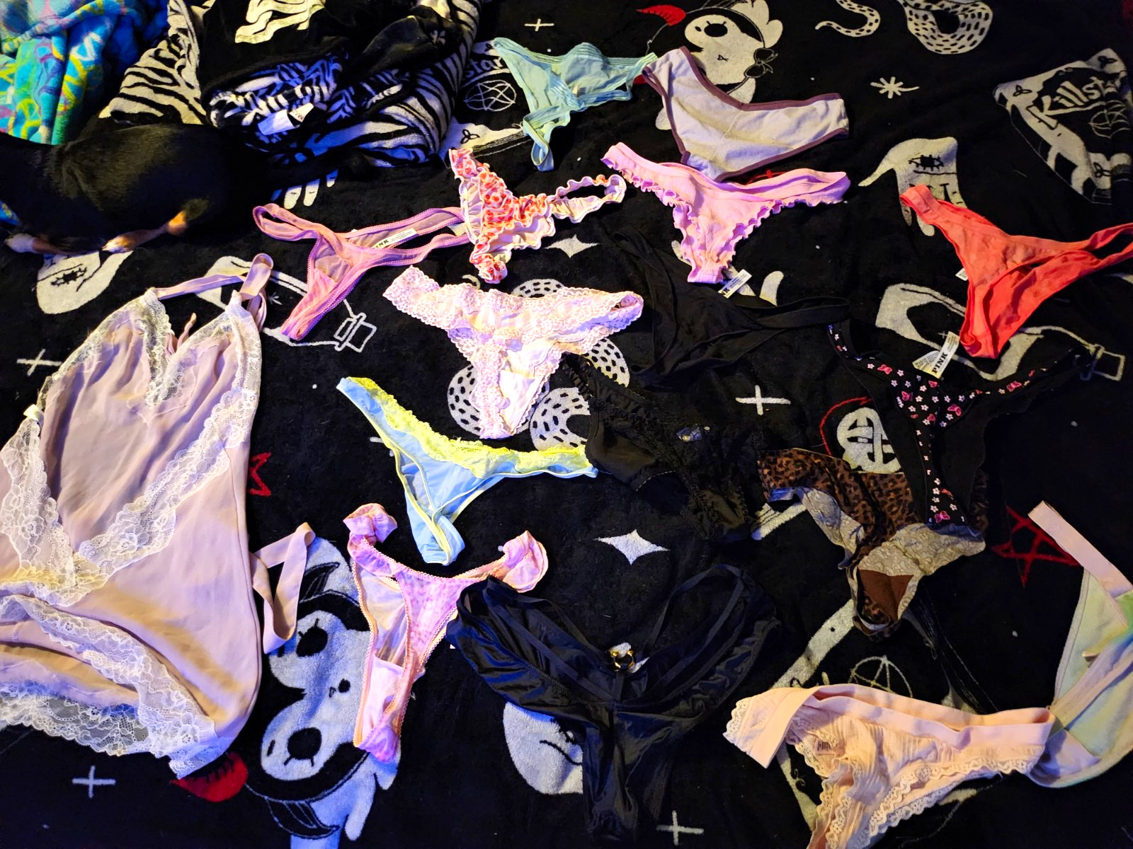 M Lot Of 20 Victoria’s Secret/pink/adore Me Huge Panties Lot Lingerie/dancer