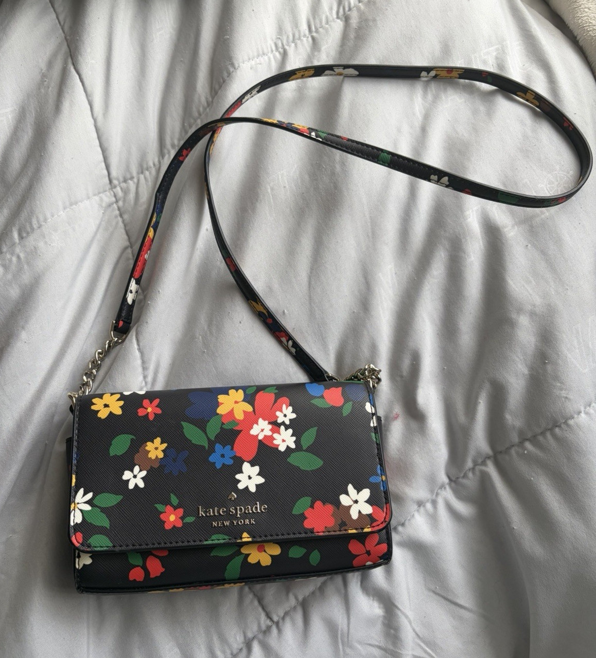 kate spade new york Floral Snap Crossbody Bag w/ Pouch Card Holder Chain Strap