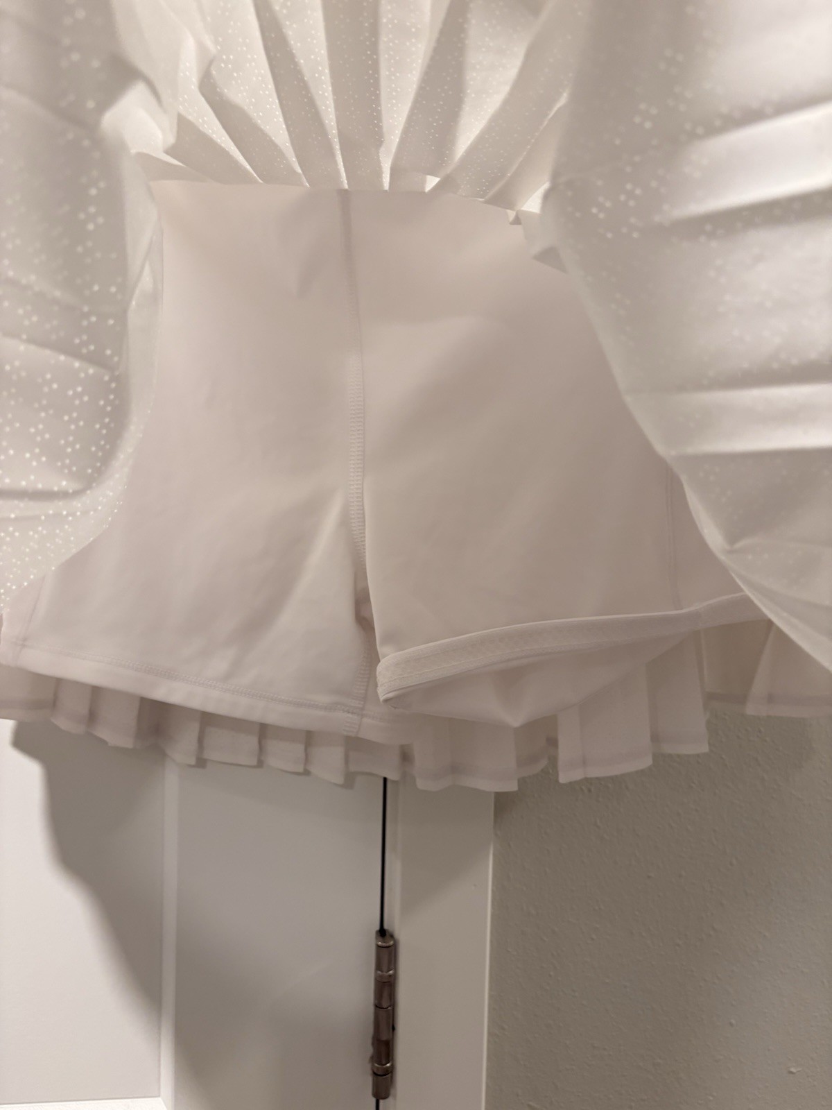 Athleta Match Point Pleated Lasercut Skort Skirt Golf Tennis White Women’s XL