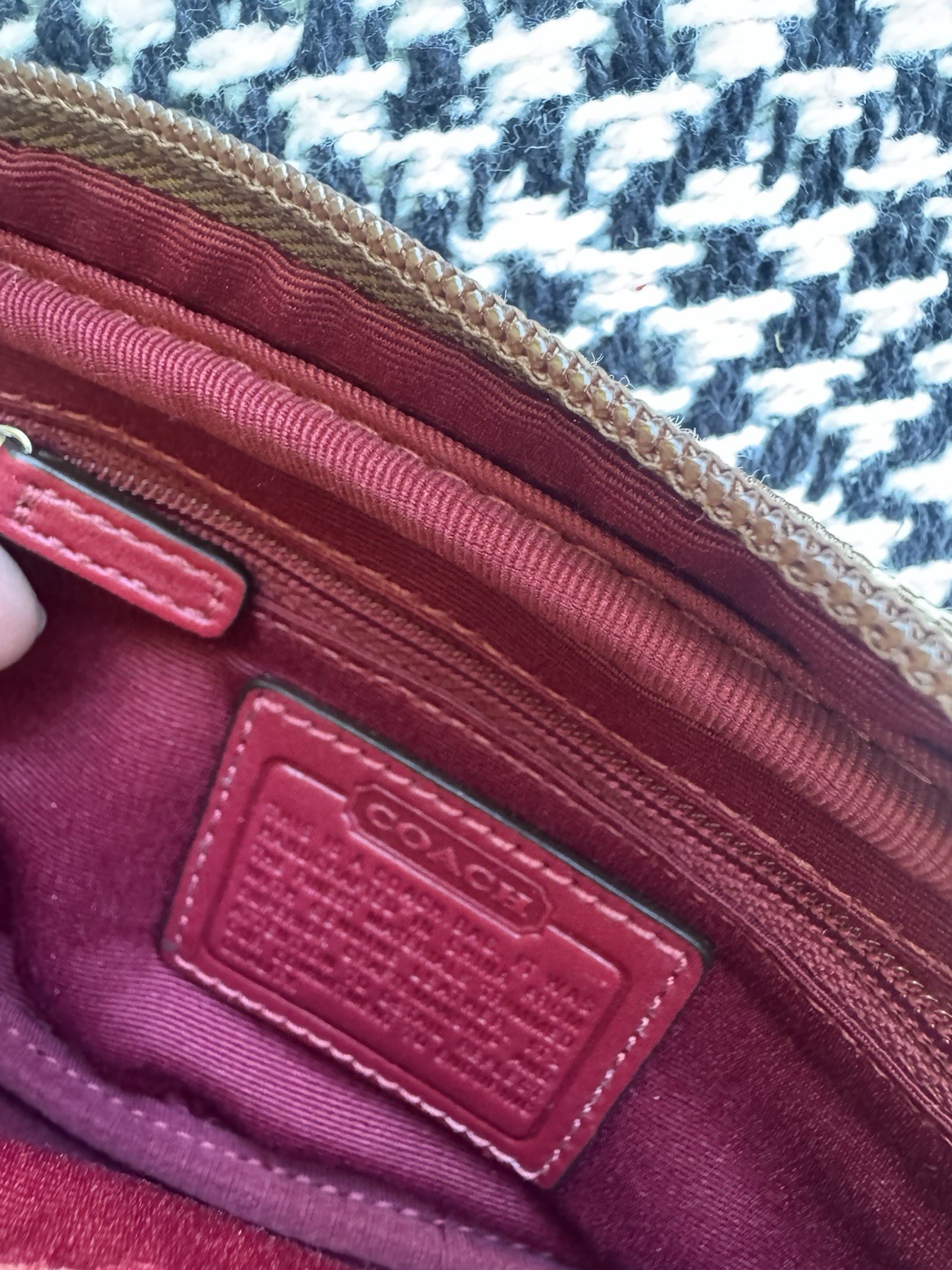 NWT COACH Hamptons Signature hip Belt Bag – Khaki & Crimson