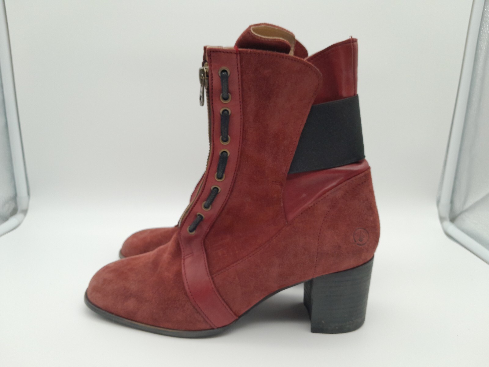 Casta Womens Red Leather High Heel Suede Boots Women’s Size EU 40 US 9-9.5