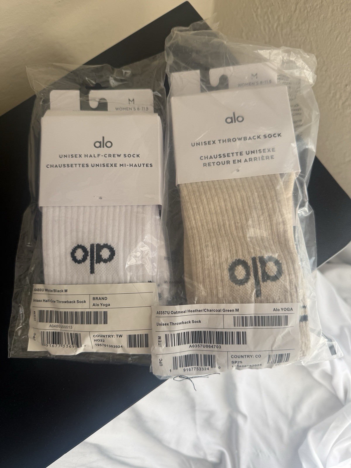alo 2 Pairs Unisex Logo Crew Socks Size M Half-Crew & Throwback Multicolor