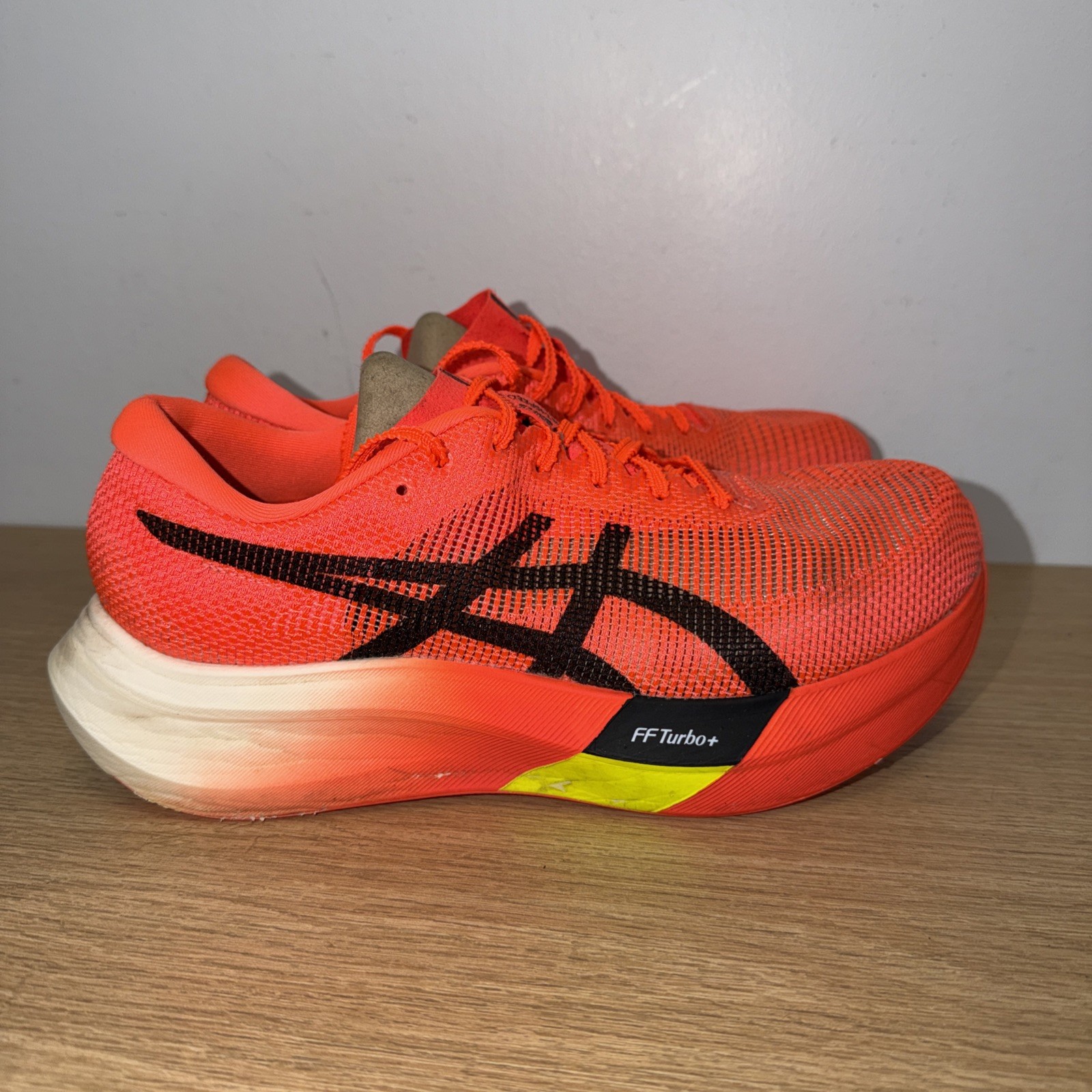 ASICS Metaspeed Sky Paris Running Shoes – Size 7.5 – Sunrise Red