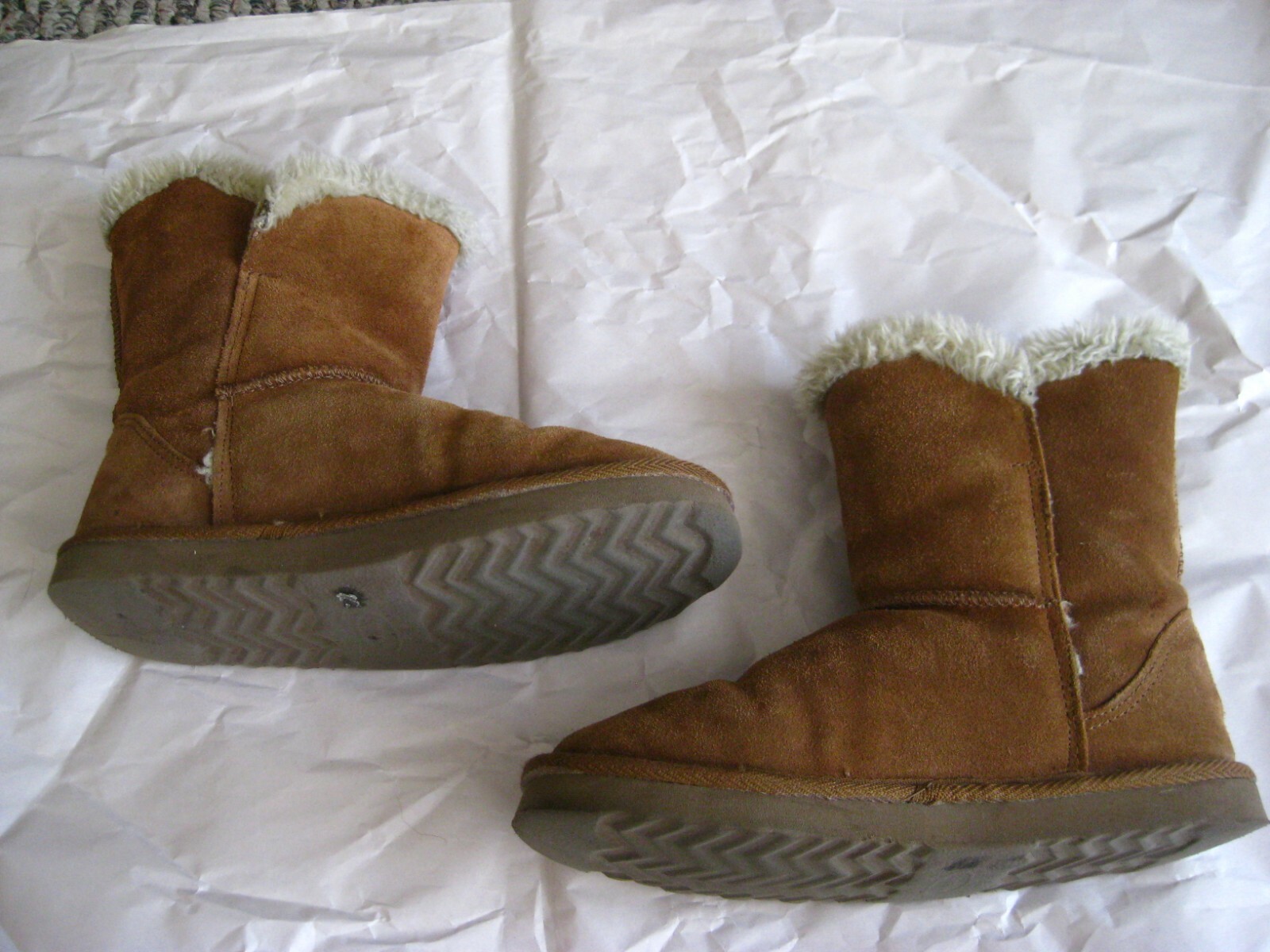 Style & Co. TinyTan Women´s Suede Winter Boots sz 6