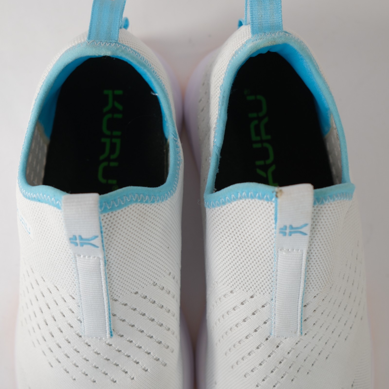 Kuru ATOM Slip-On Bright White-Topaz Blue Women’s Size 10.5 *EXCELL COND!