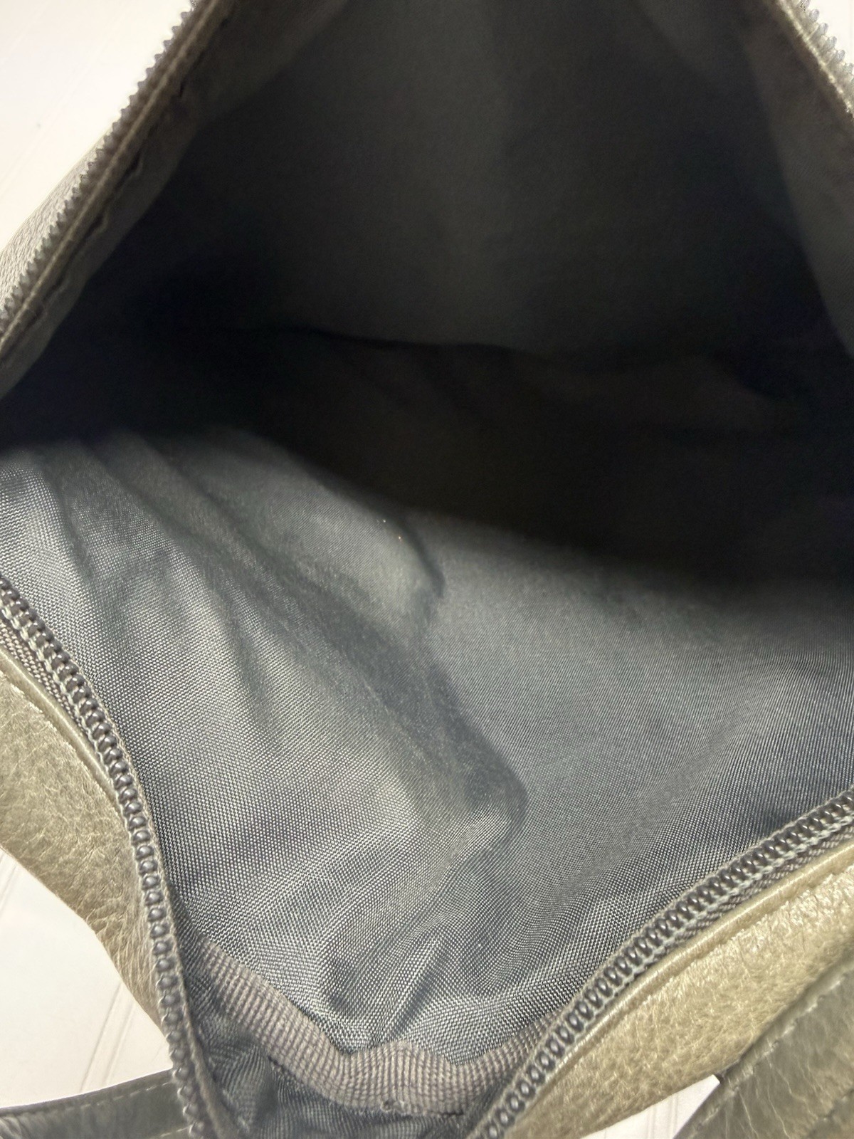Le Donne Leather Collection Slim Sling Backpack Gray Olive Vaquetta Top Grain