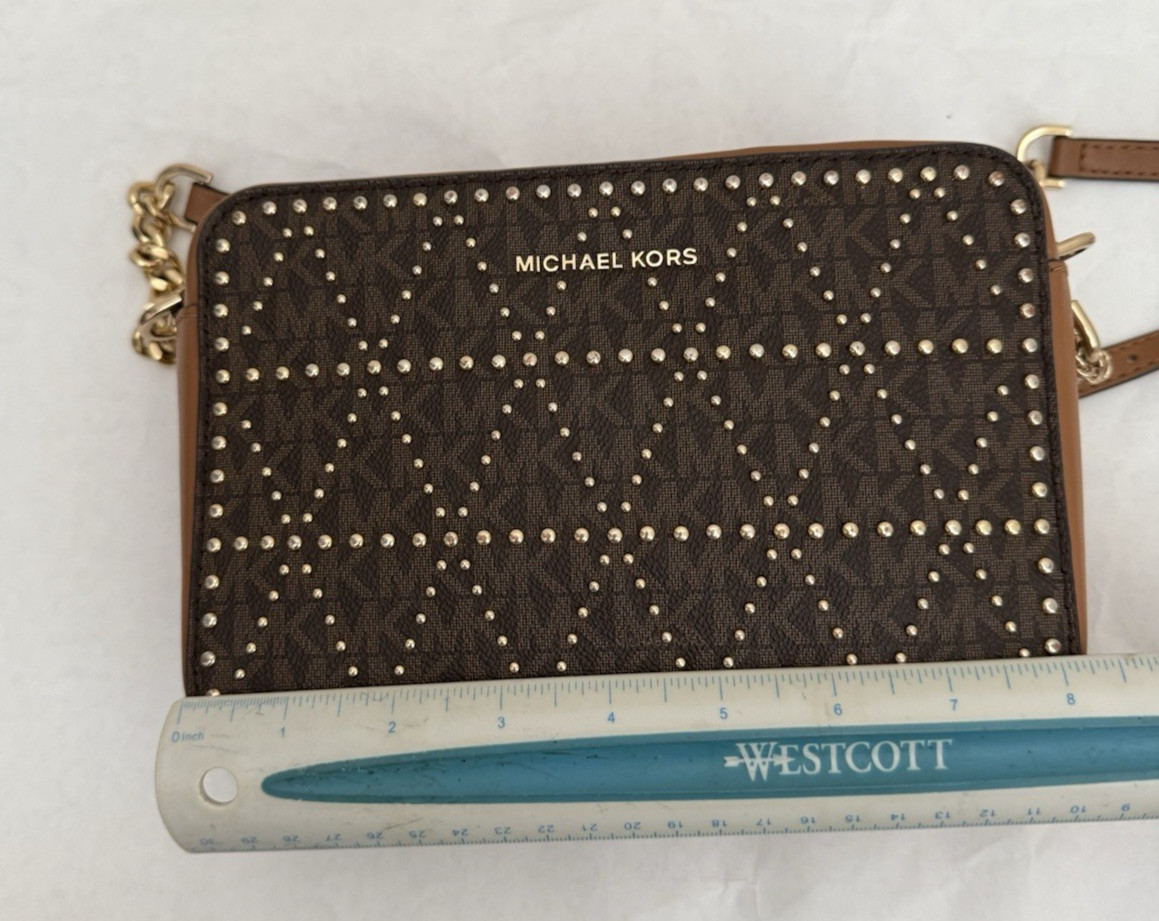 Pre-Owned Michael Kors Studded Logo Camera Crossbody Bag 32F7GGNM2V Brown