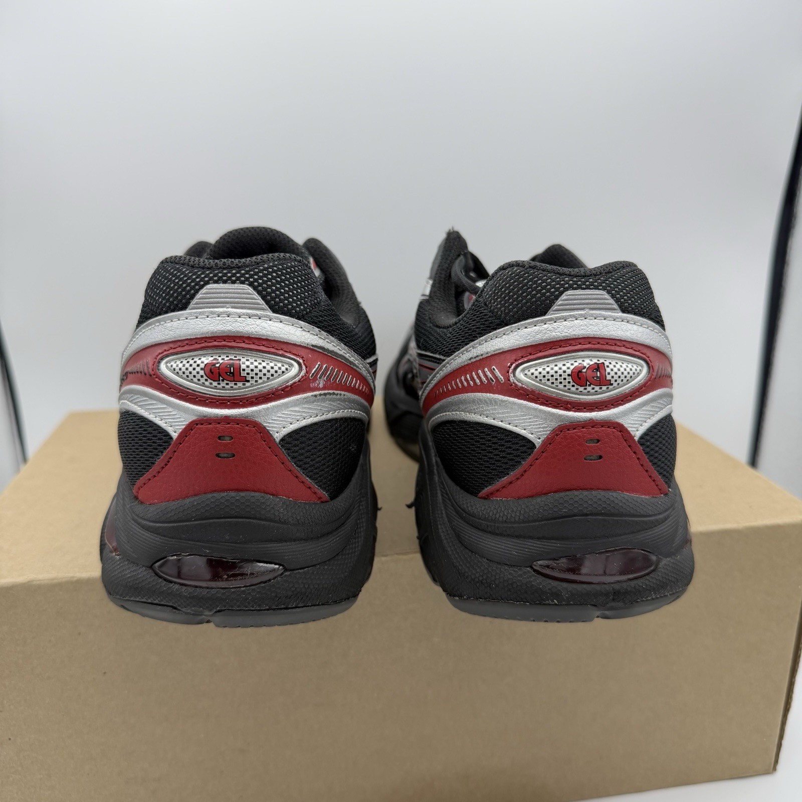 Asics GT 2160 ‘Black Pure / Silver Red’ Size 8.5 1203A688-001