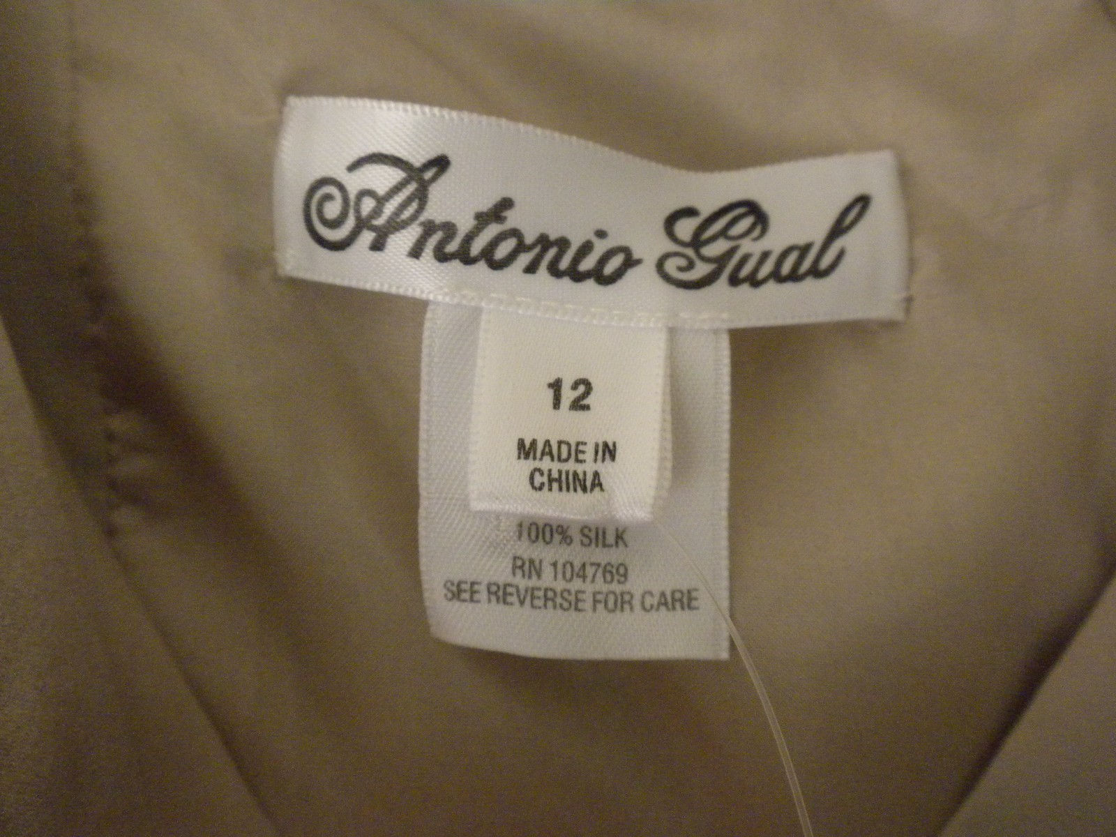 ANTONIO GUAL NWT Champagne Silk Dress Sleeveless Fully lined Size 12 Back Slit B