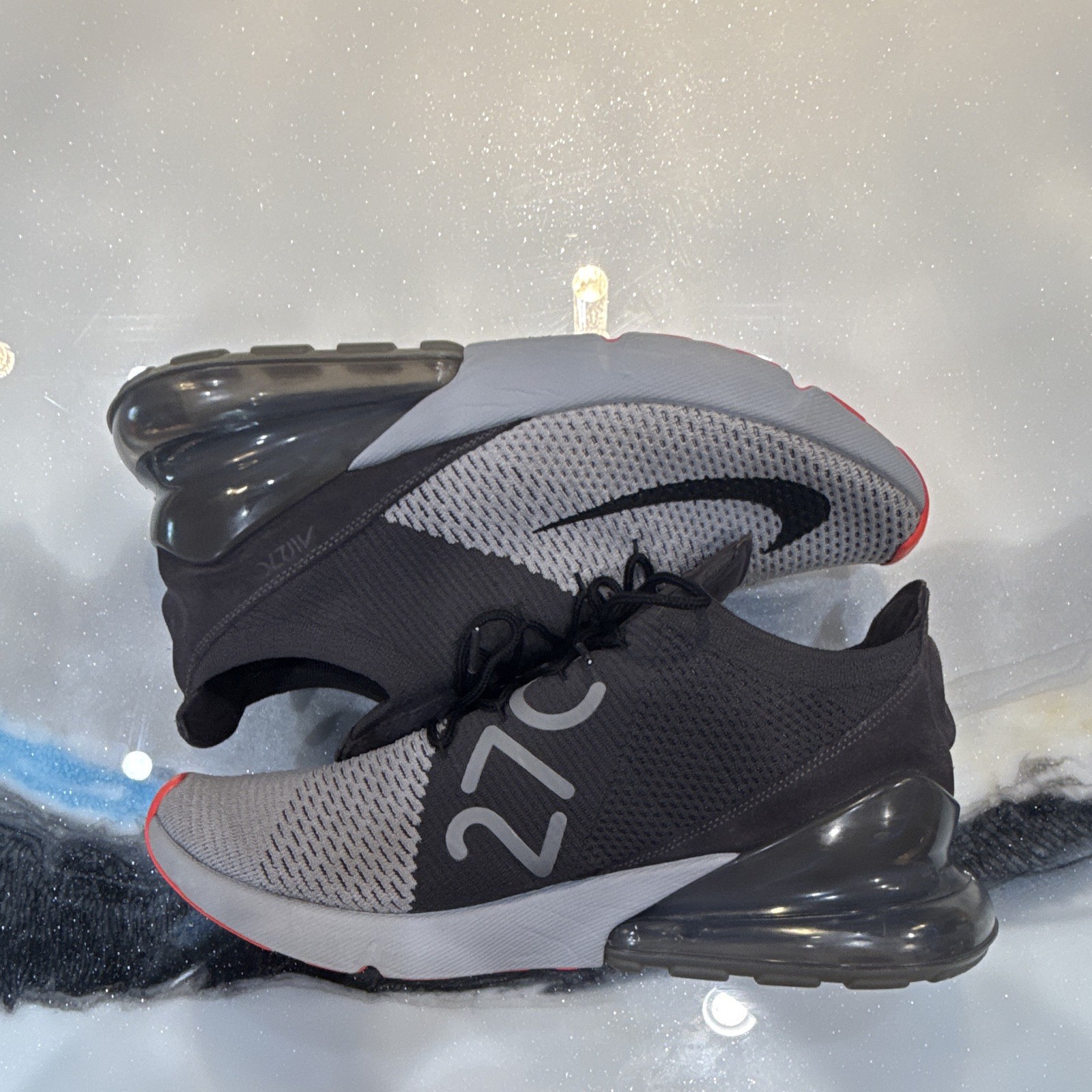 Nike Air Max 270 Men’s Gray/Black Low Top Lace-Up Athletic Sneakers Orange