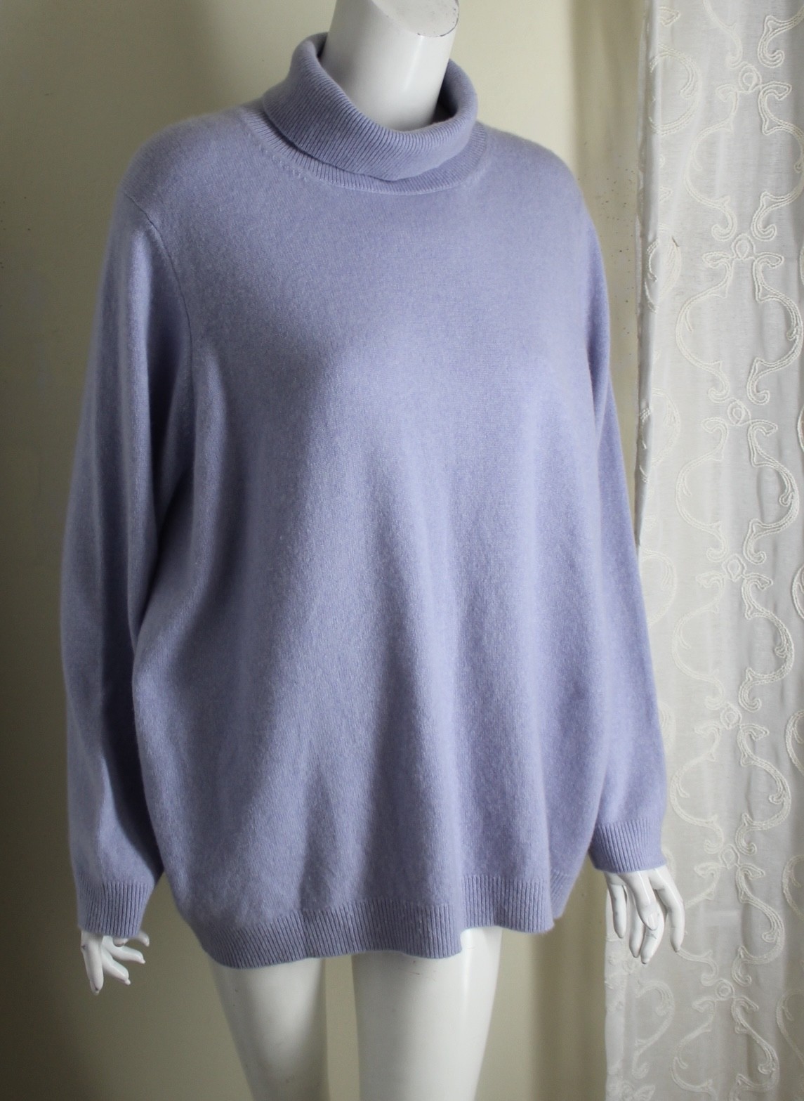 Lands End 1X 2X 53″Bust Plush Lavender Purple 100% Cashmere Turtleneck Sweater