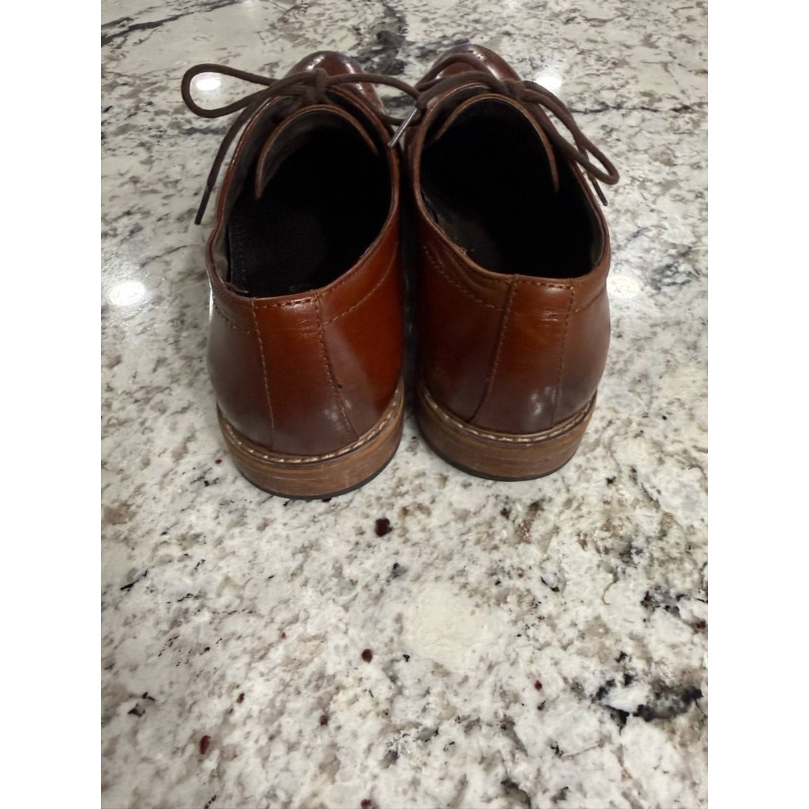 Stacy Adams Men’s Brown Leather Wingtip Dress Shoes size 9M