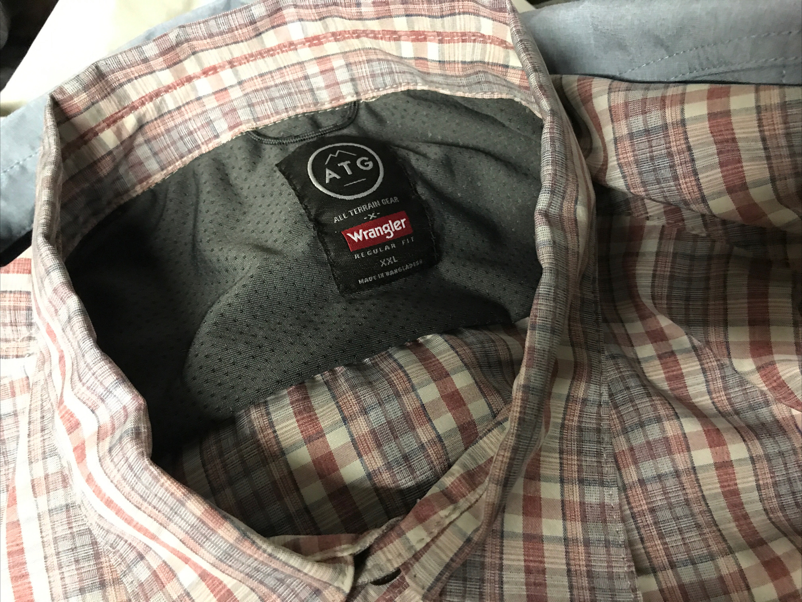 Wrangler Men’s Short Sleeve Button-Down Collared Shirt in Colors & Sizes ATG