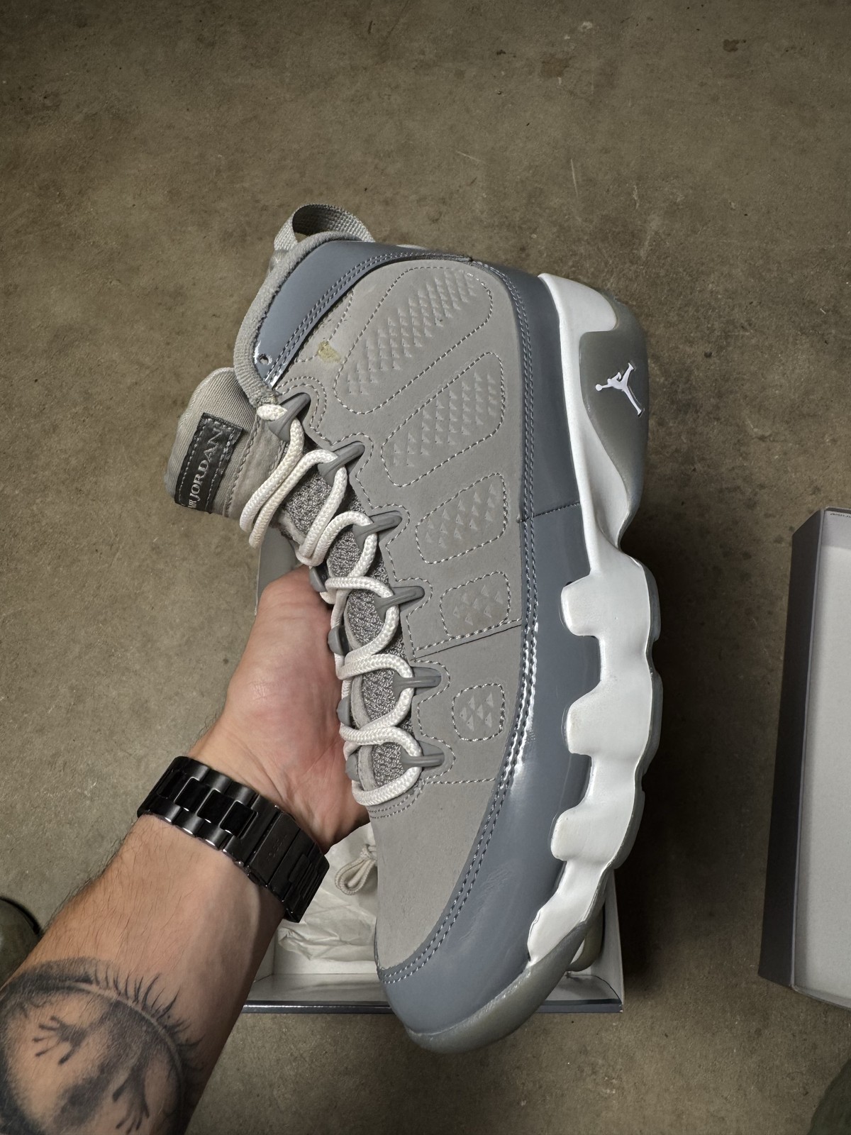 Size 8M/9.5W – Jordan 9 Retro Cool Grey (2025) HV4794-011 Pre-Owned
