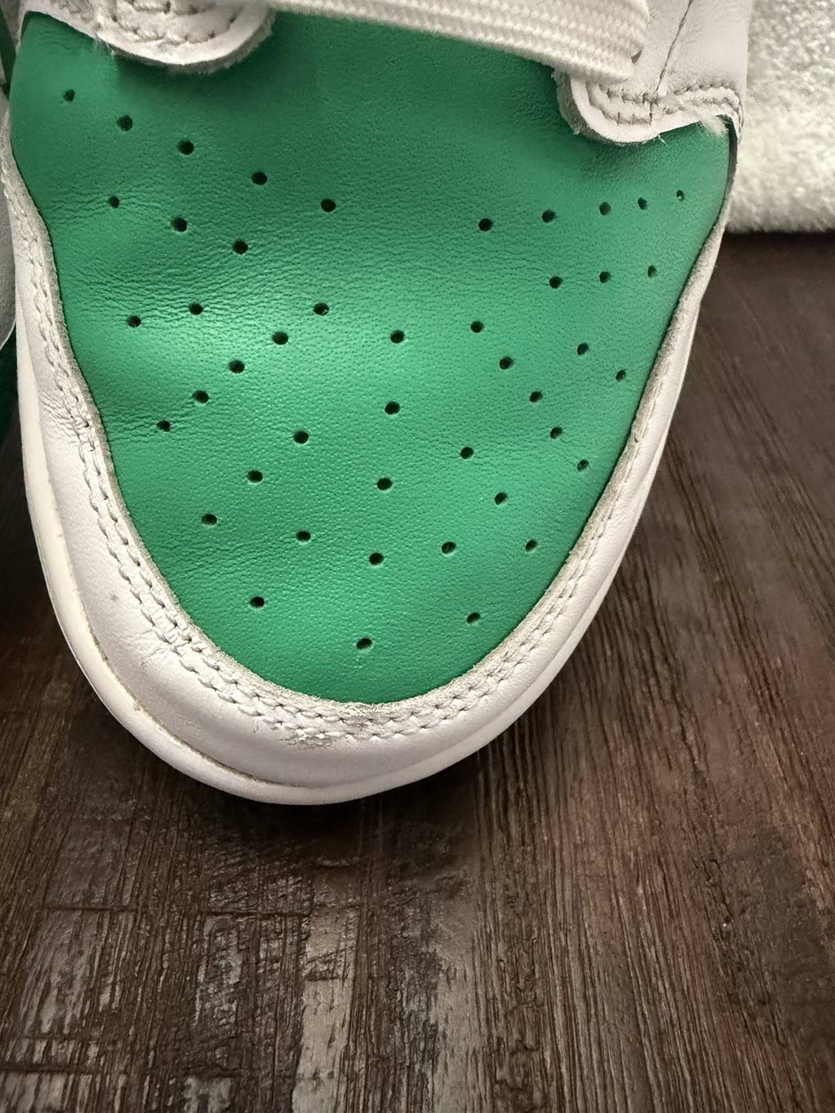 Size 10 – Nike Dunk High White Stadium Green