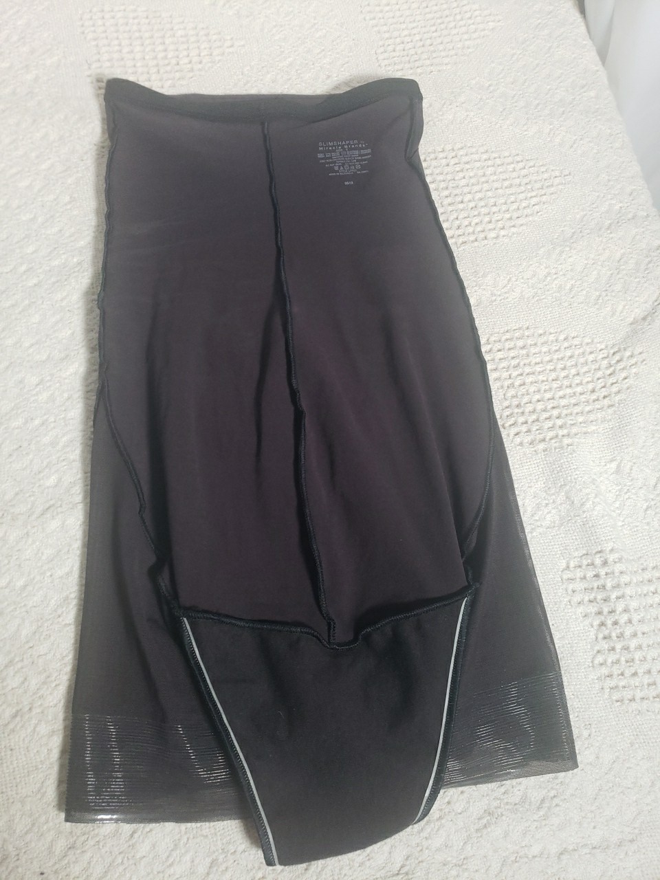 SlimShaper by Miracle Brands Womens Sheer Booty Lift Shortie Black Size Small