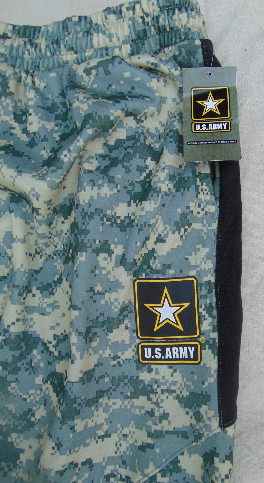 U.S. Army Digital Camo Lounge/Sweat pants, Size 38-45 x 32, NOS, free U.S. ship