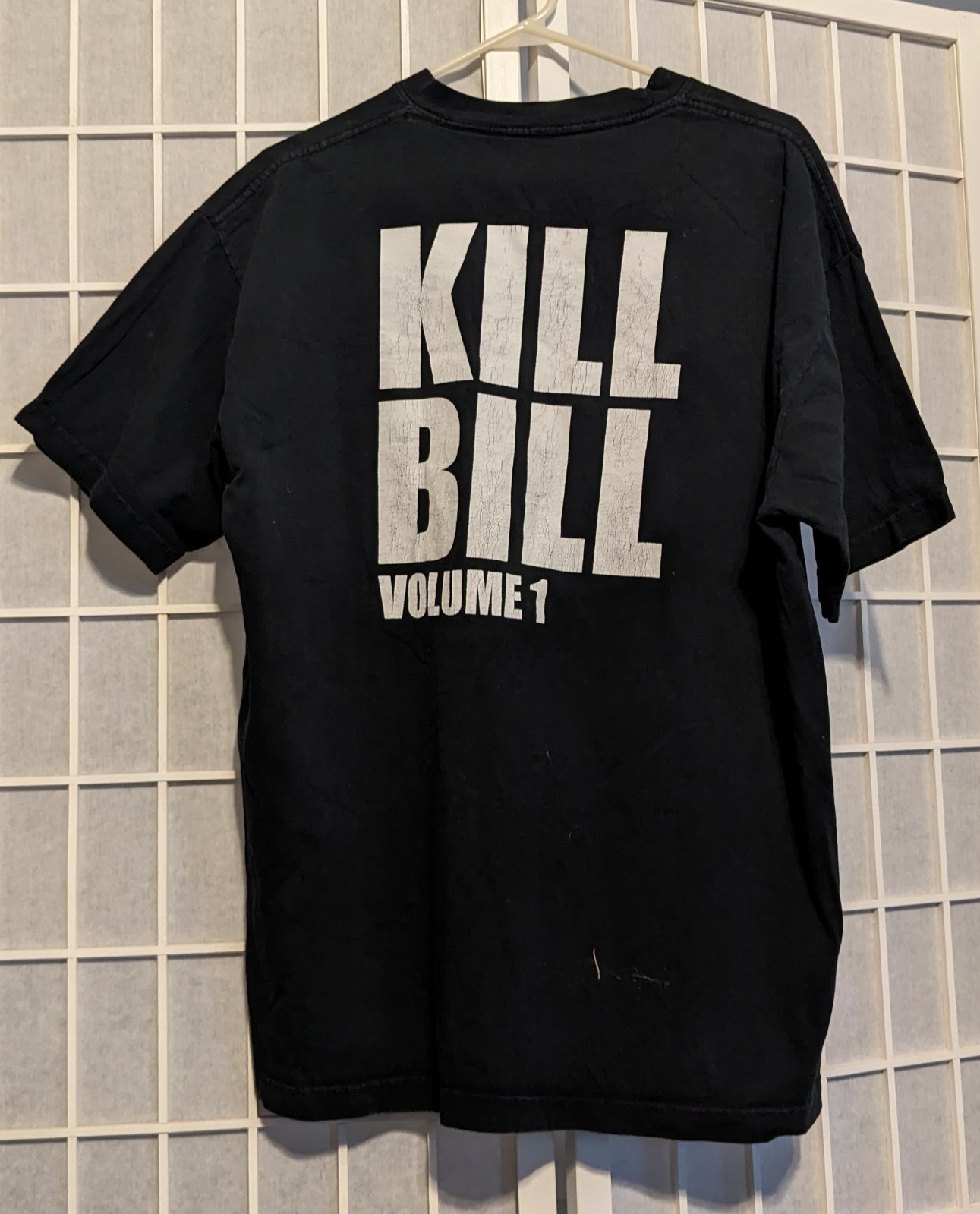 Dumbgood Men’s Kill Bill Volume 1 Crazy 88 Fight Scene Black T-Shirt XL – Used
