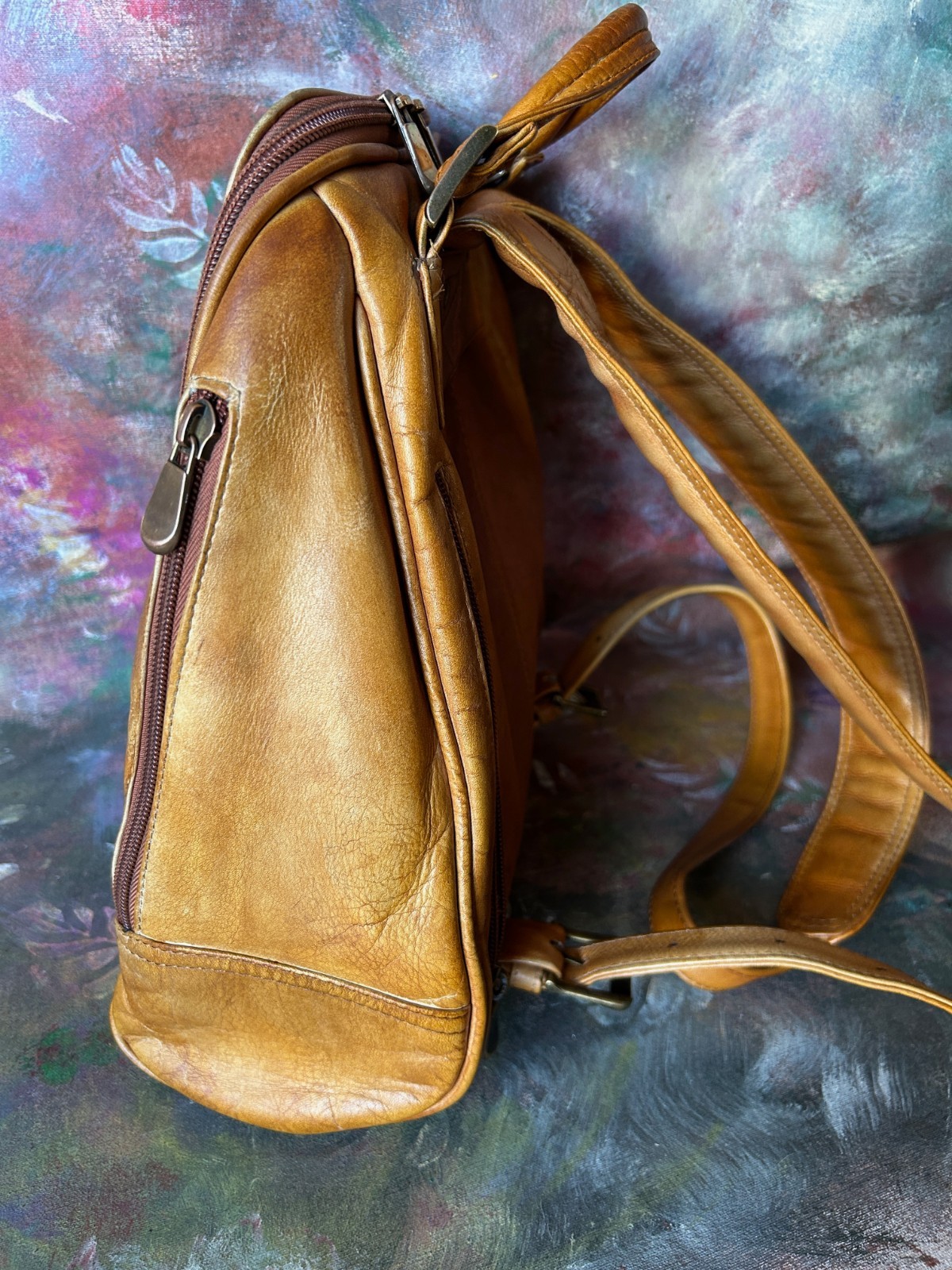 Vintage LE DONNE Saddle-Tan Leather Backpack, Made in Colombia