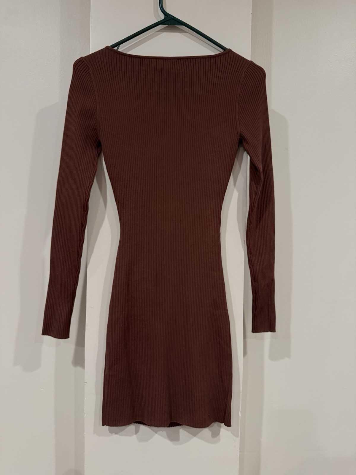 Aritzia Wilfred Cut Out Long Sleeve Knit Dress Brown Ribbed Small NWOT