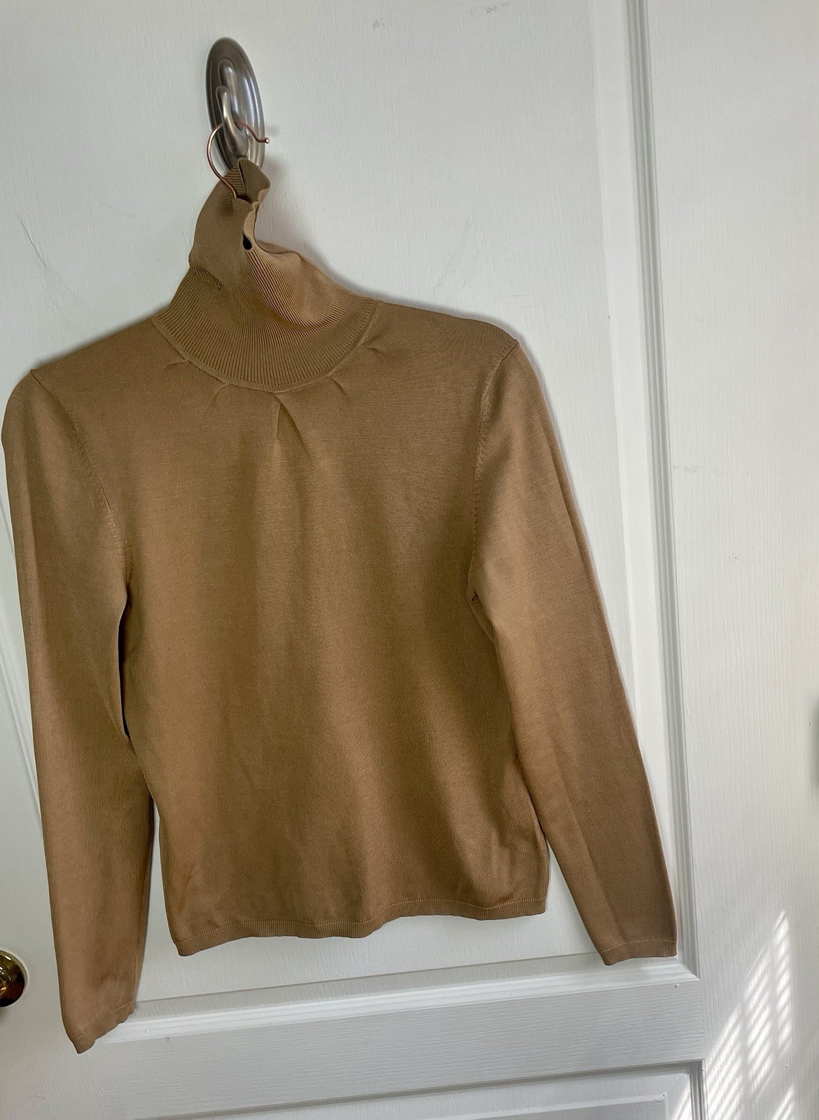 Ann Taylor Turtle Neck Silk/Nylon Top Tan Sz M