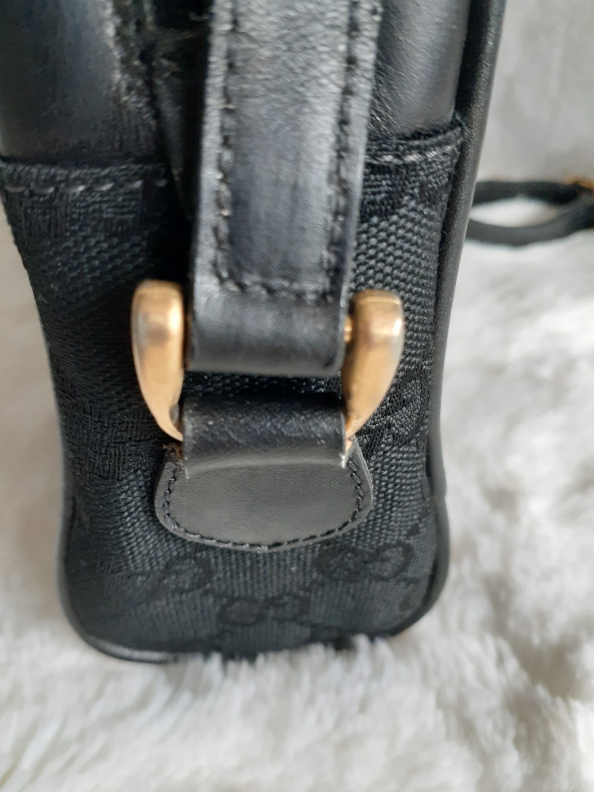 Vintage Designer Ophidia Gucci Crossbody Black W/ Web Sherry Line Pre-Owned Fair