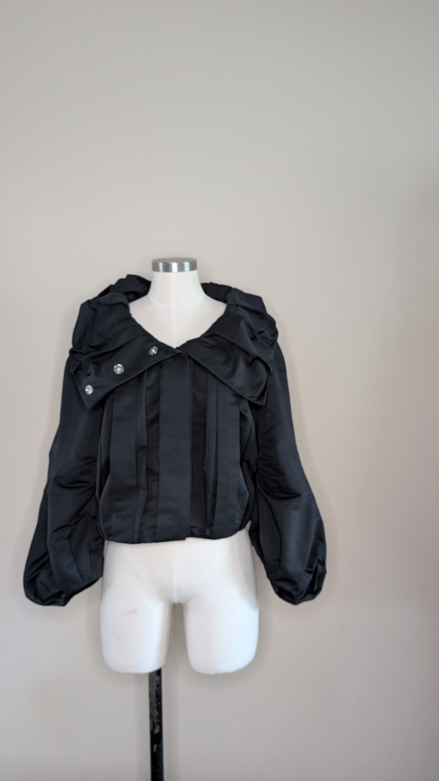 SoCa by St John Black Sculptural Funnel Neck Jacket Y2K Avant Garde Quiet Luxury