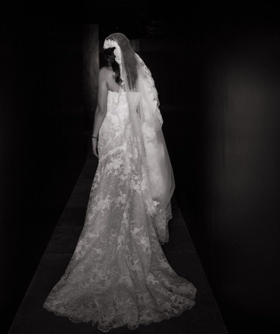 Custom Netta BenShabu Holland Inspired Wedding Dress + Overskirt & Veil Size 4