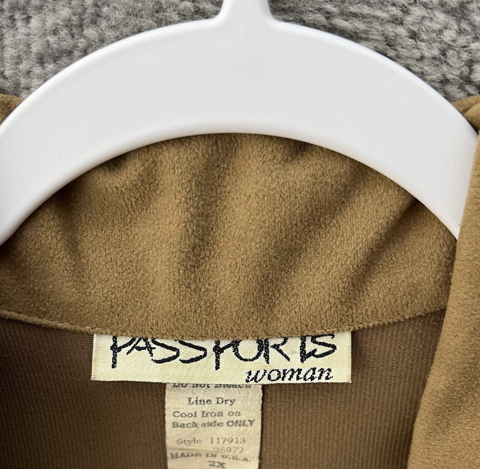 Vintage Passports Faux Suede Microfiber Jacket Women Size 2X Brown Floral Cutout