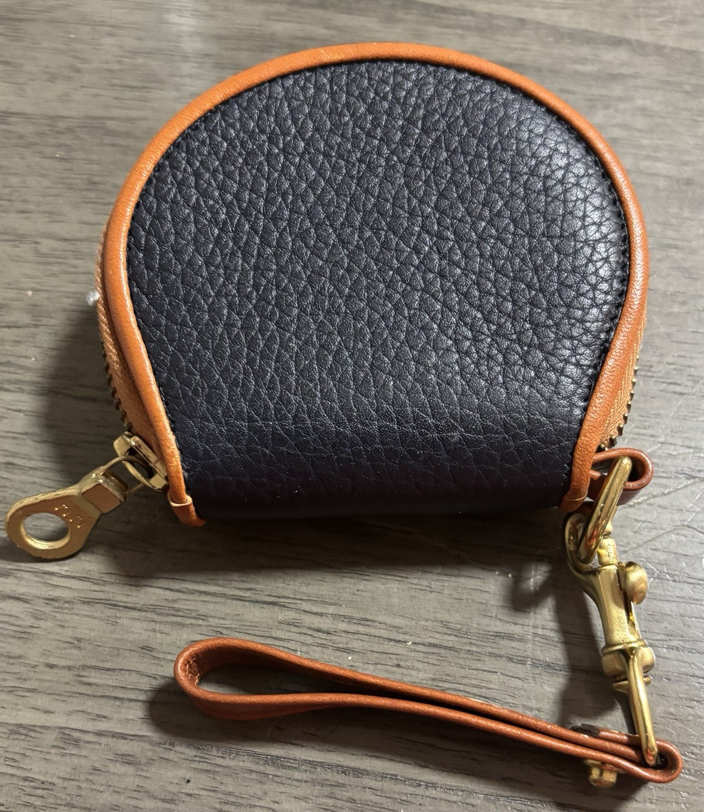 Dooney & Bourke All-Weather leather big duck vintage coin purse wristlet