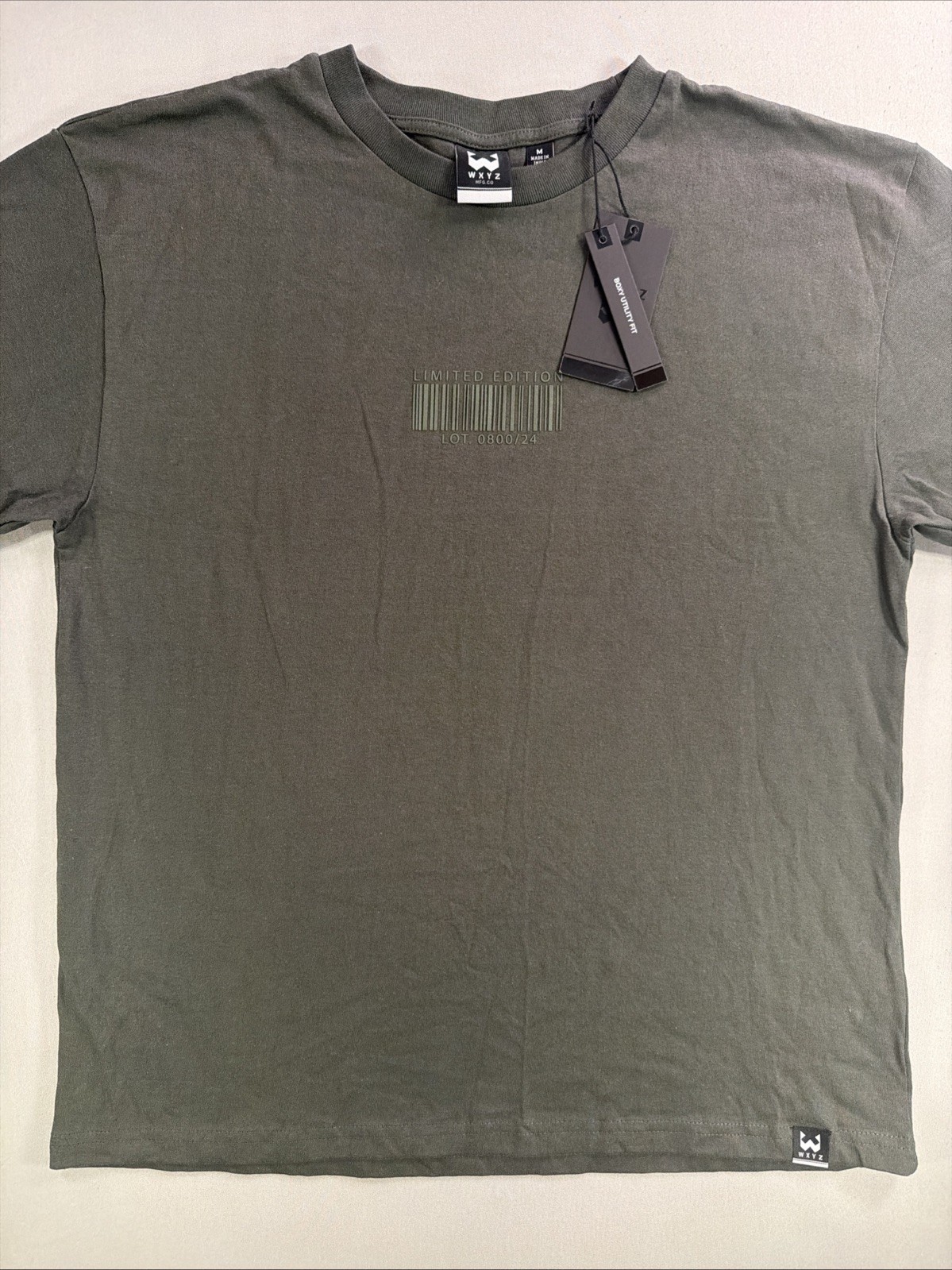 NWT WXYZ MFG CO Mens Medium Olive Green Boxy Utility Fit Limited Edition T-Shirt