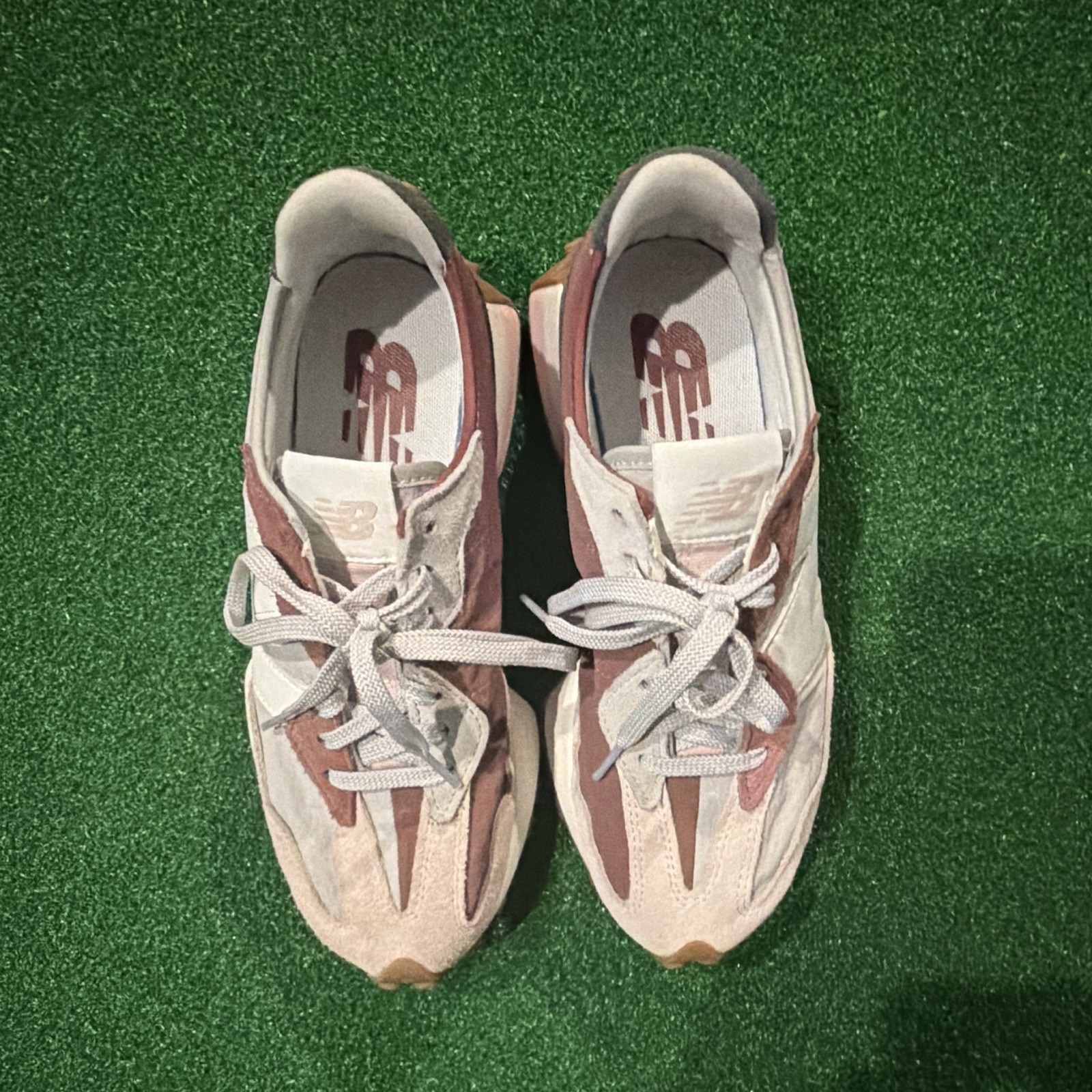 New Balance 327 Stone Pink/Raincloud Women’s Low Top Lace-Up Suede Sneakers