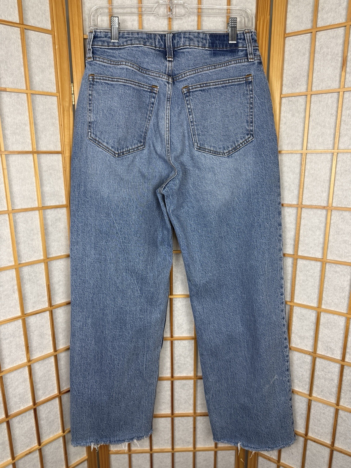 Abercrombie & Fitch Curve Love 90s Relaxed High Rise Jeans Medium Wash 29 / 8S
