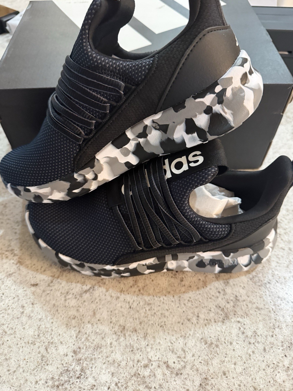 Adidas Lite Racer Adapt 7.0 Youth Runnings Shoe Size 4