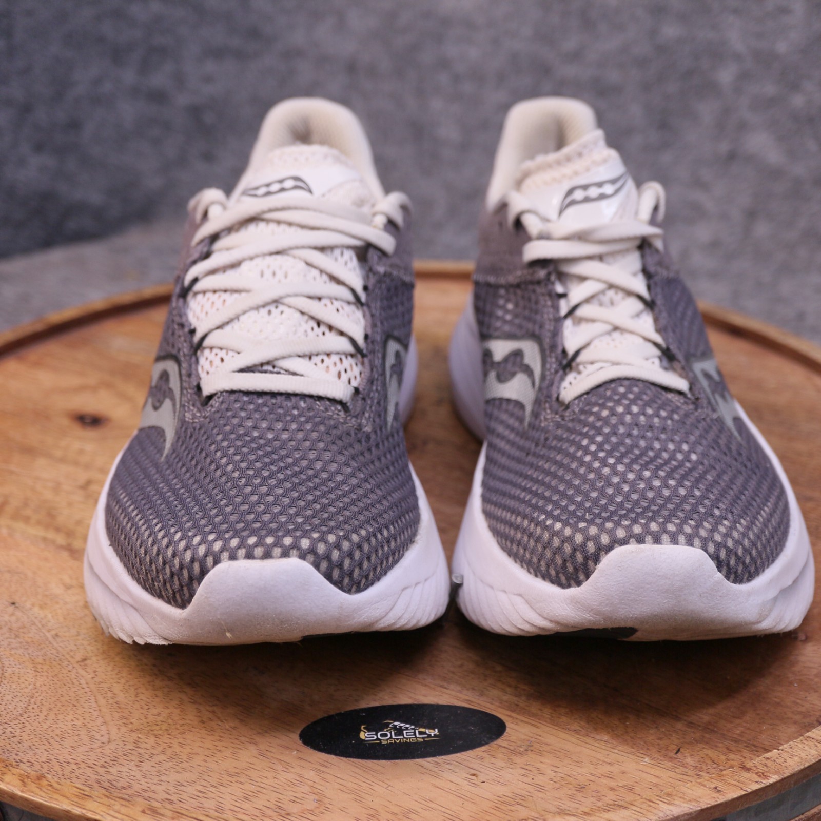 Saucony Kinvara 14 Womens Size 9 US Gray White Athletic Sneakers Shoe S10823-121